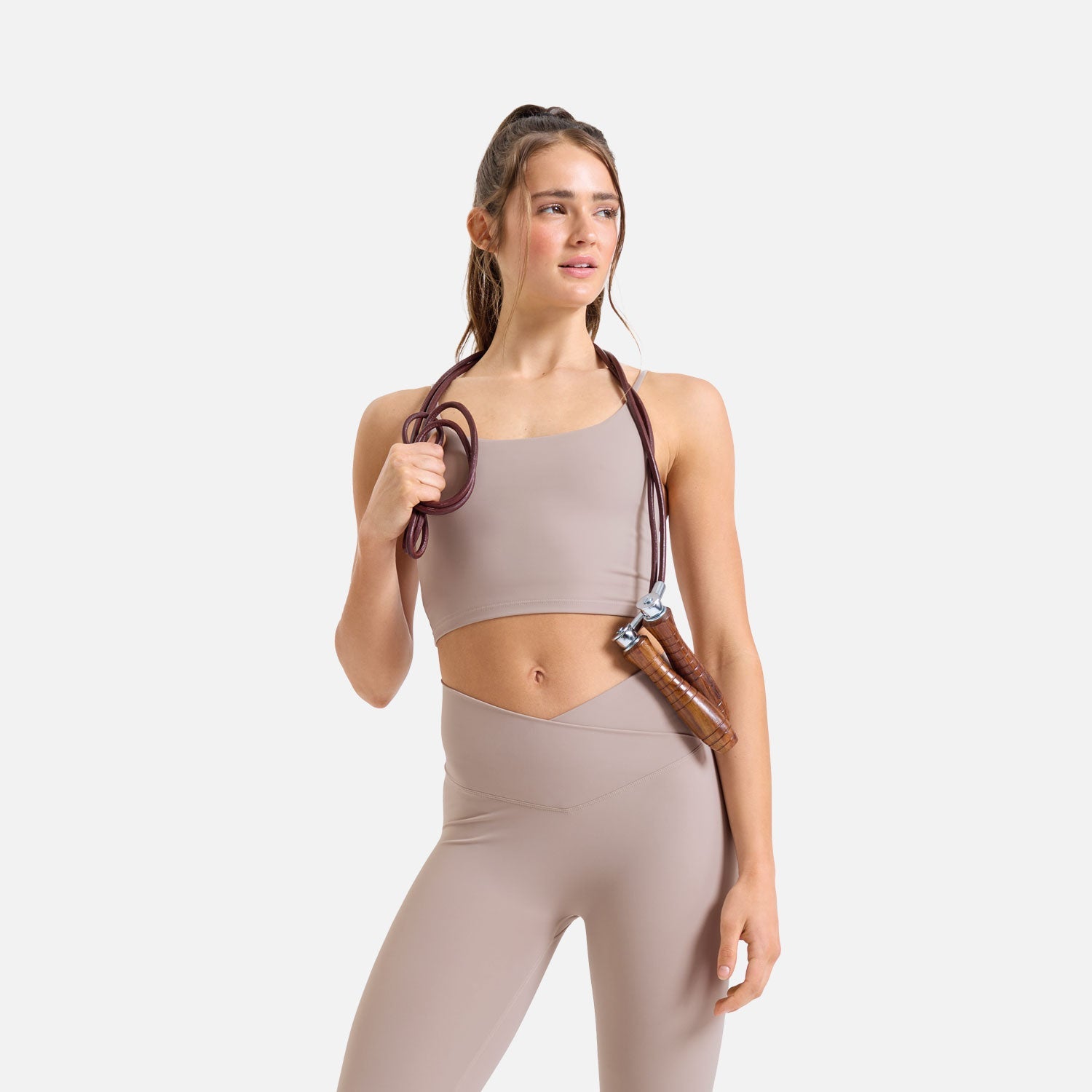 Damen Sport Outfits Kollektion von VIVID