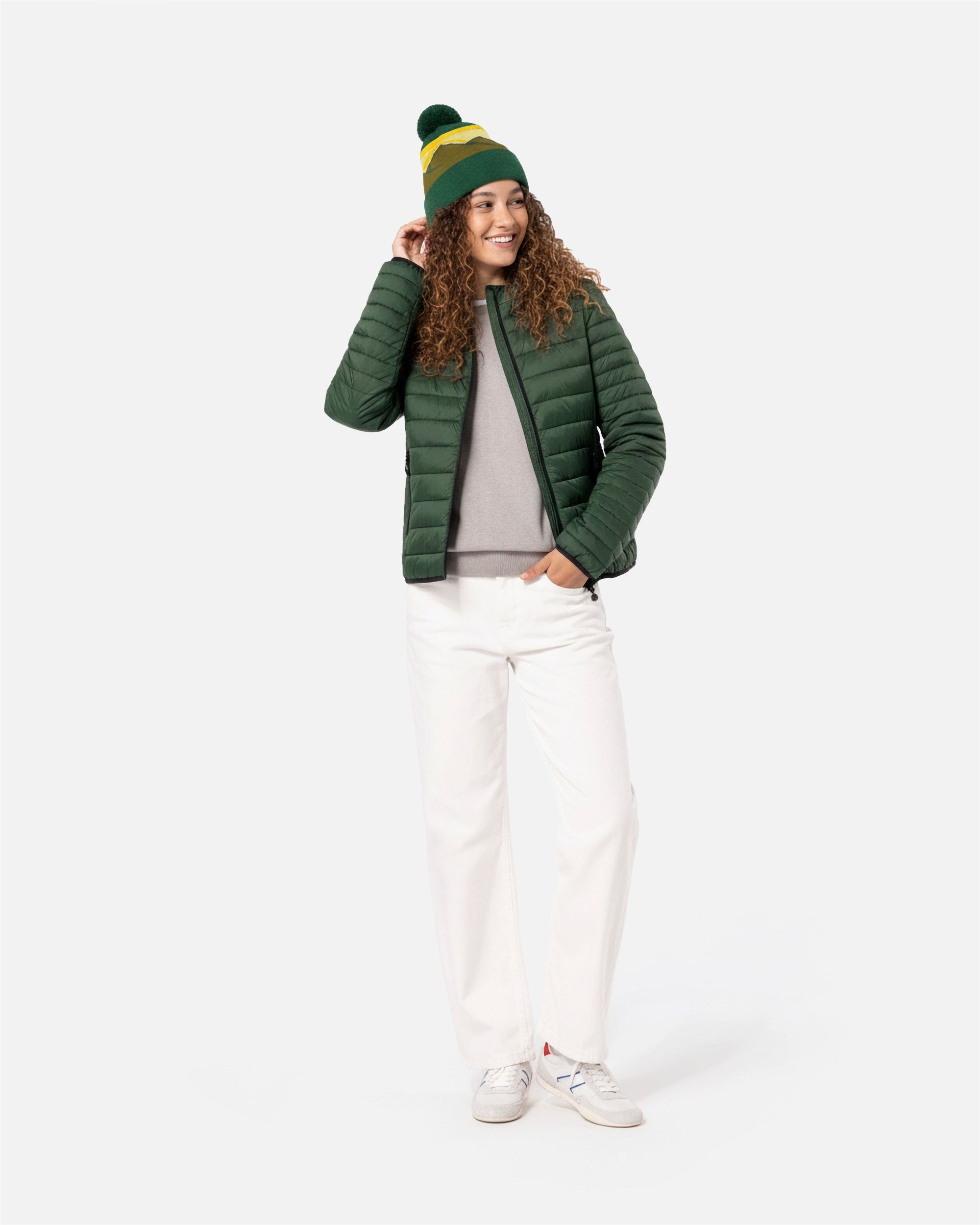 Bergmuster Mütze mit Bommel von VIVID