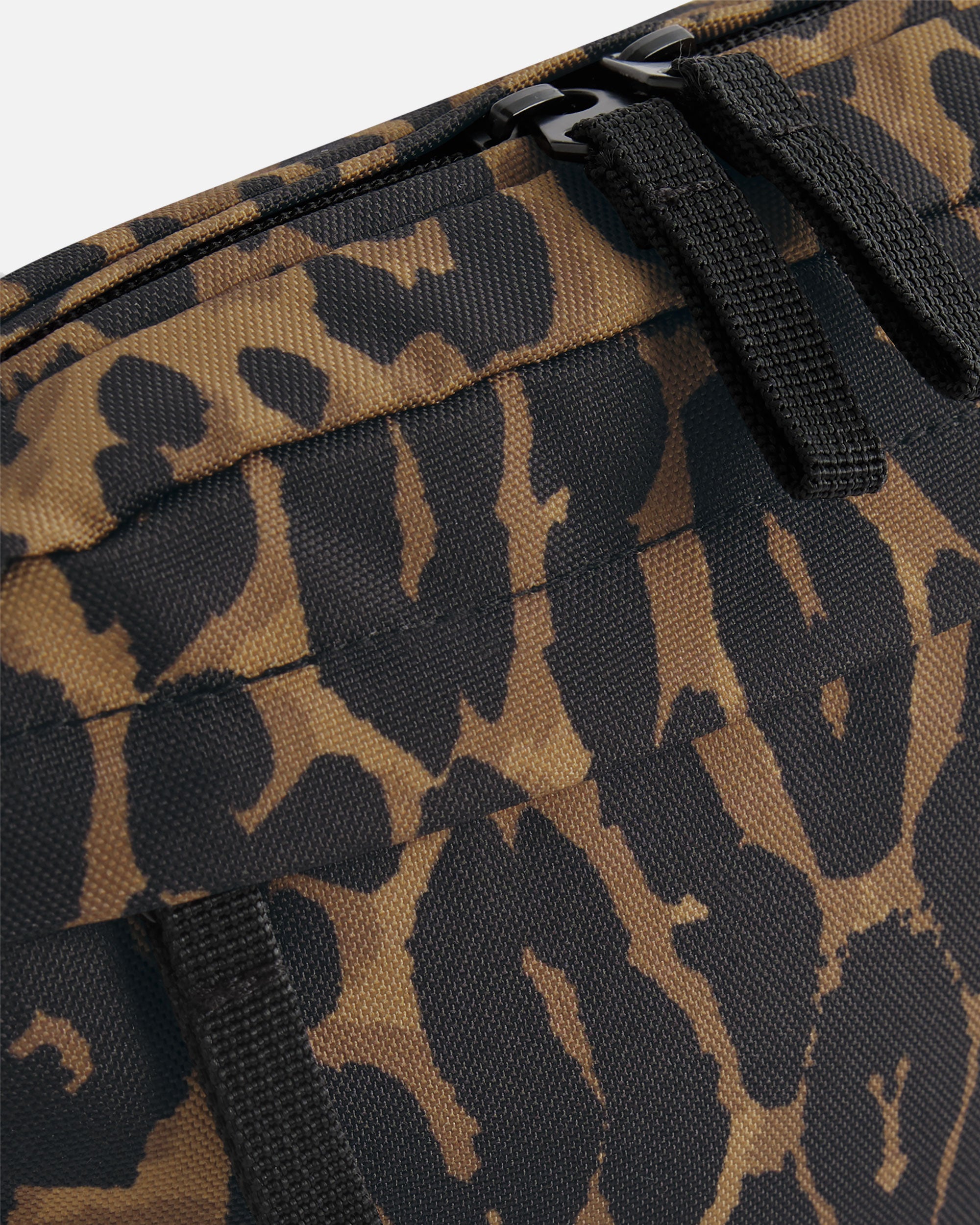 Umhängetasche mit Leopardenmuster von VIVID