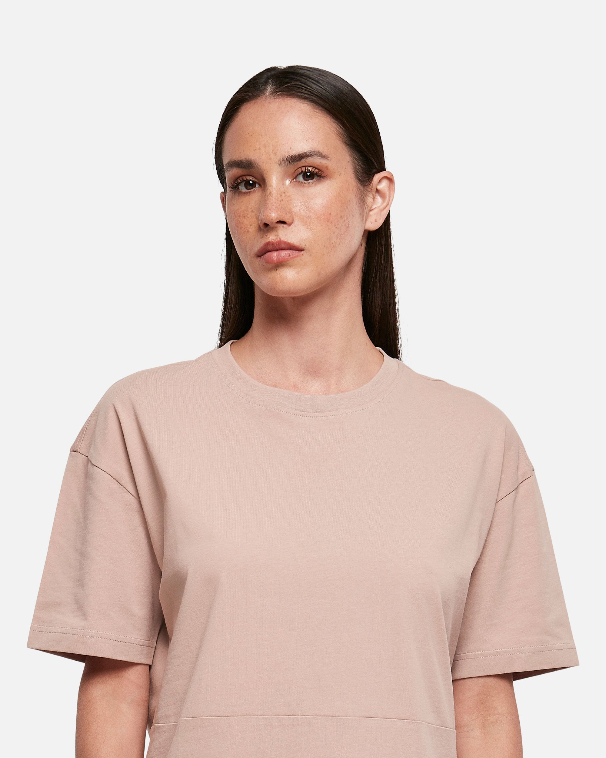 Übergroßes T-Shirt Kleid mit Seitenschlitz von VIVID