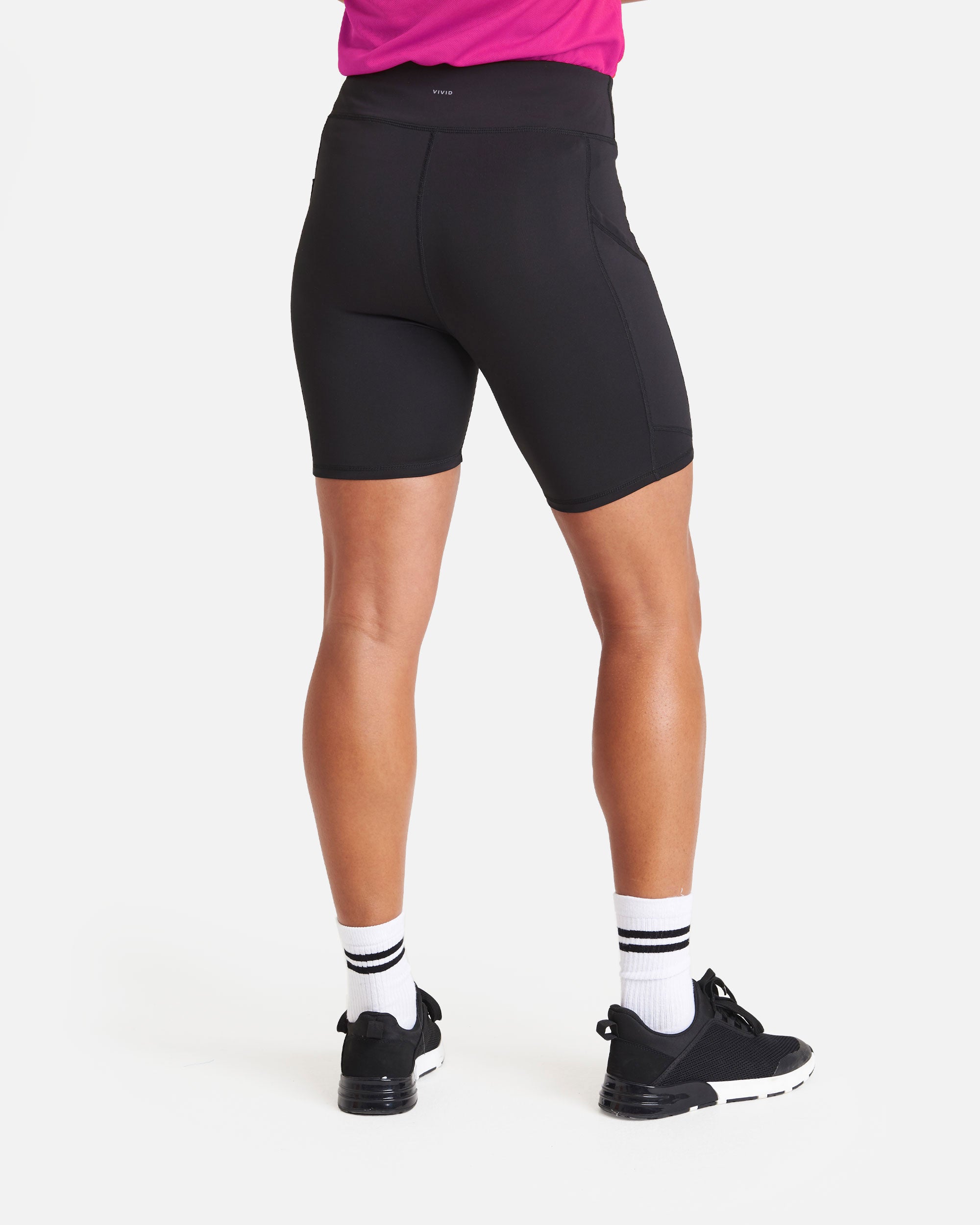 Damen Tech Pocket Sport Shorts von VIVID