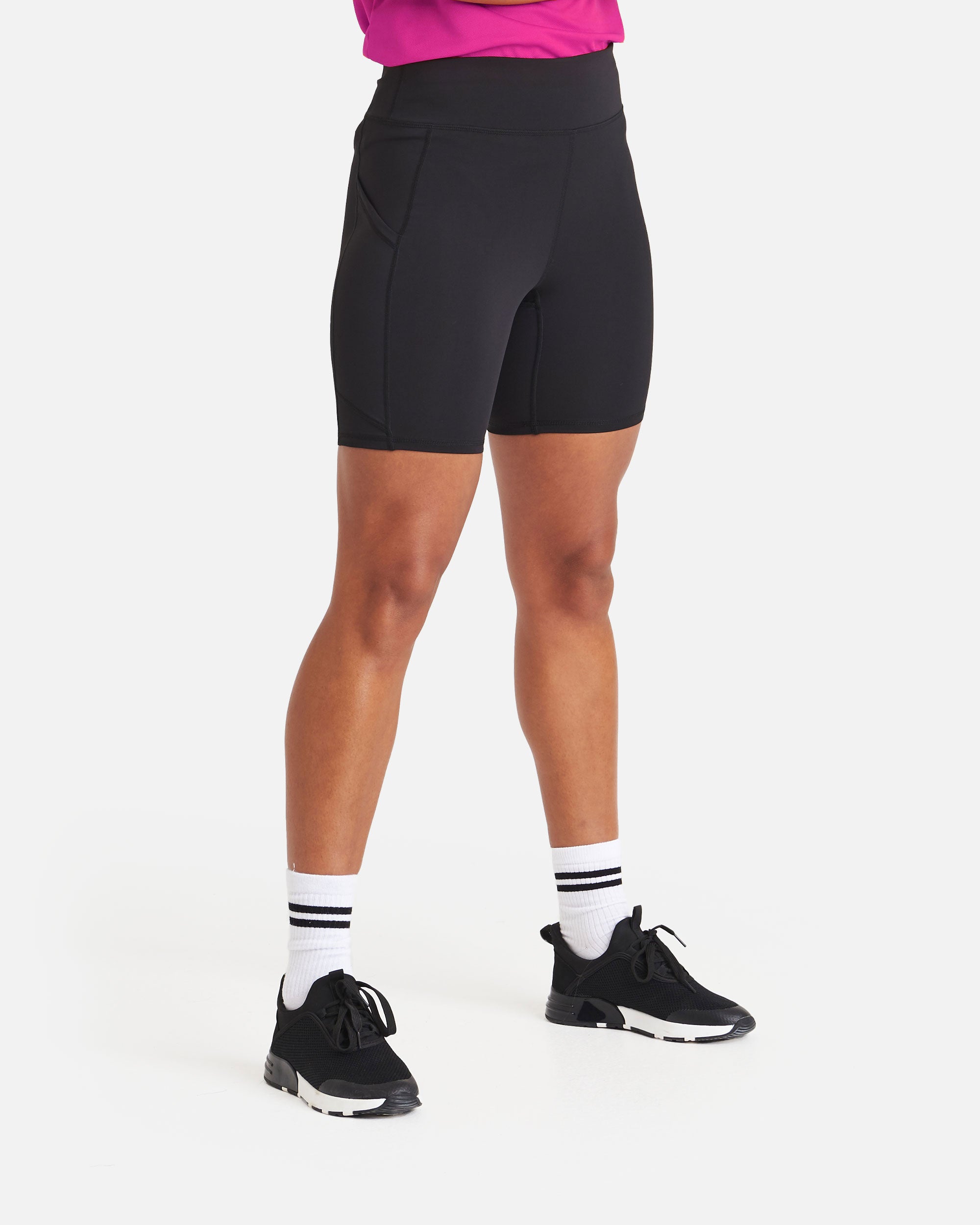Damen Tech Pocket Sport Shorts von VIVID