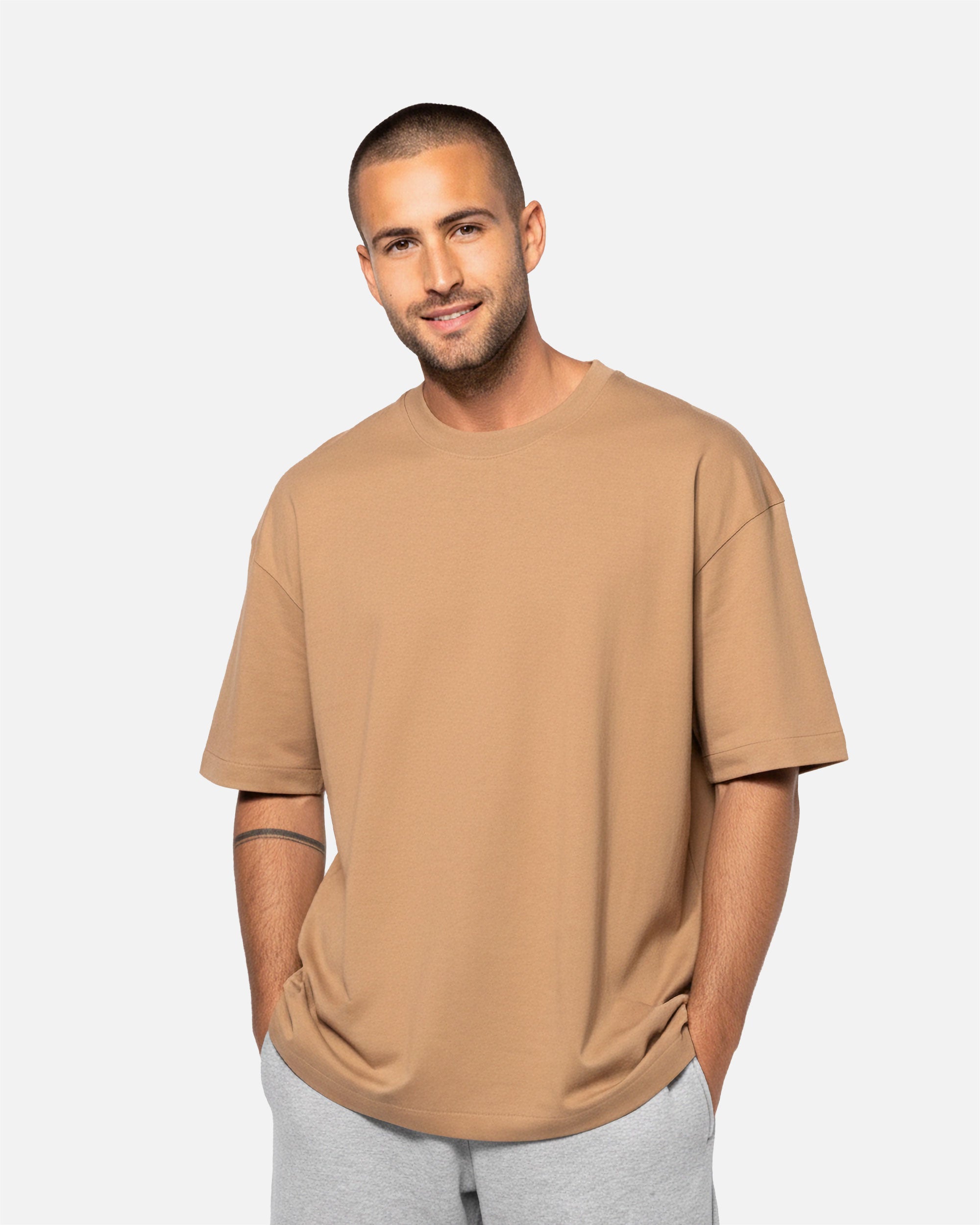 Schweres Übergroßes Herren T-Shirt Camel von VIVID