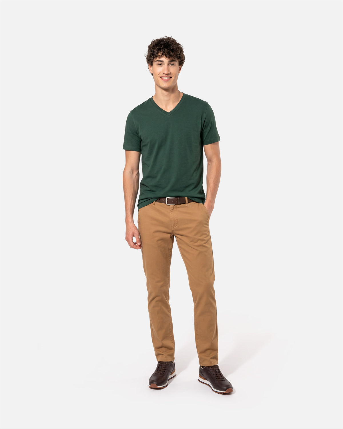 Leichtes Herren Basic T-Shirt mit V-Ausschnitt von VIVID
