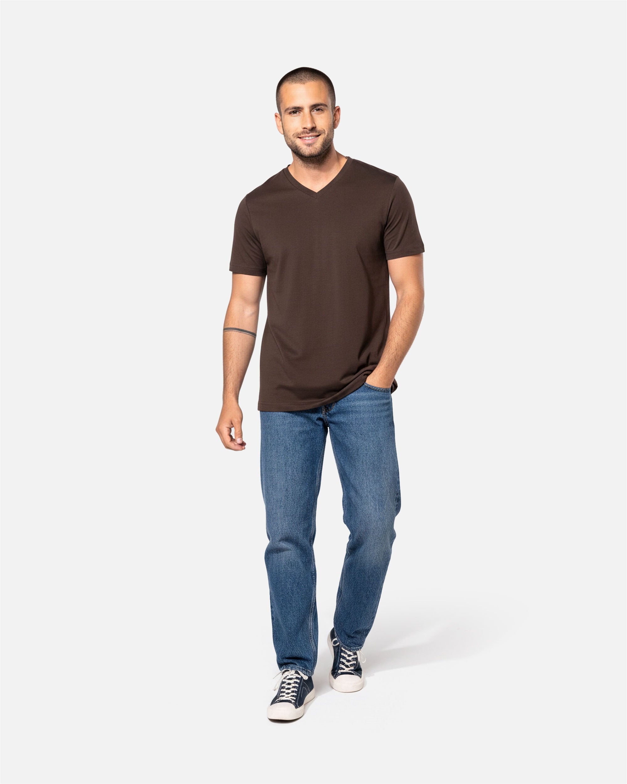 Klassisches Herren Basic T-Shirt mit V-Ausschnitt von VIVID
