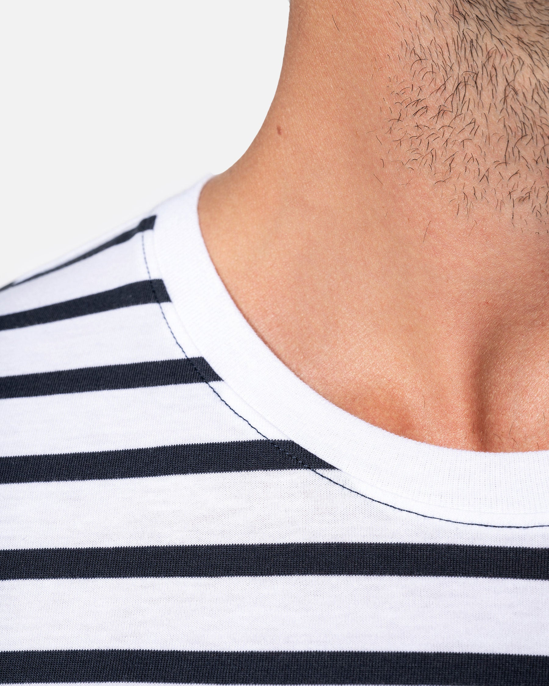 Herren T-Shirt im Marine-Look mit Tasche von VIVID