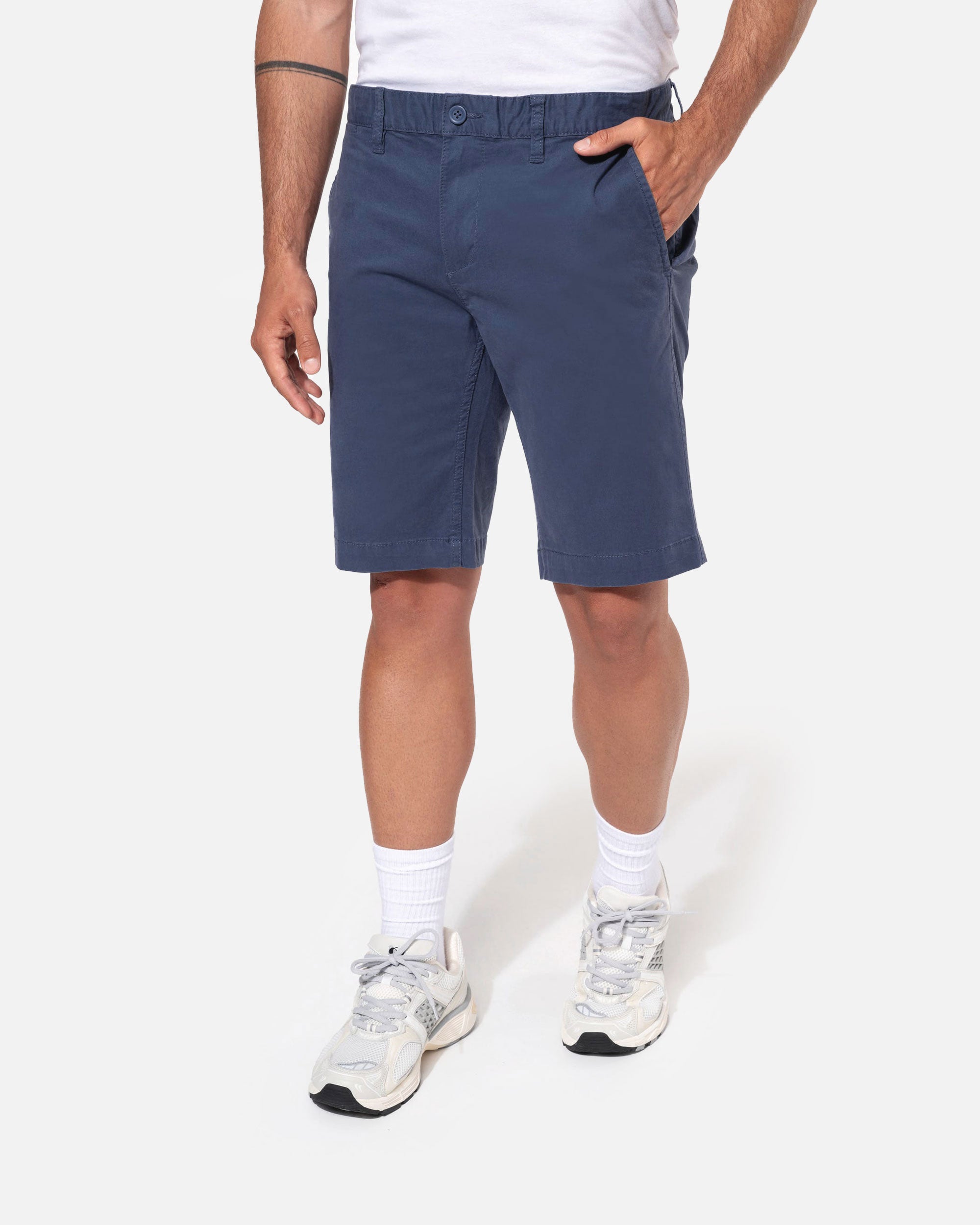 Herren Chino Bermuda Shorts Deep Blue von VIVID