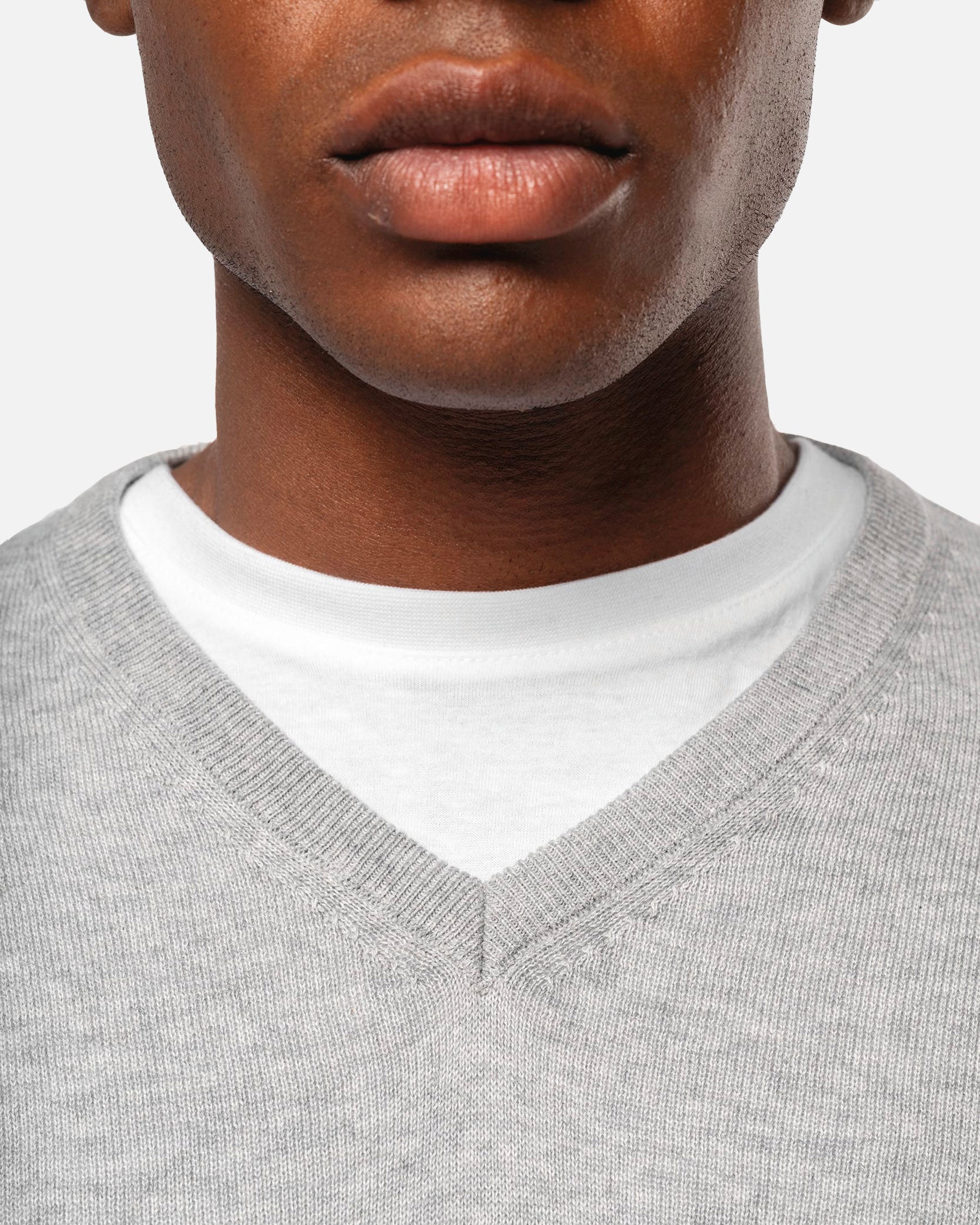 Herren Pullover mit V-Ausschnitt von VIVID