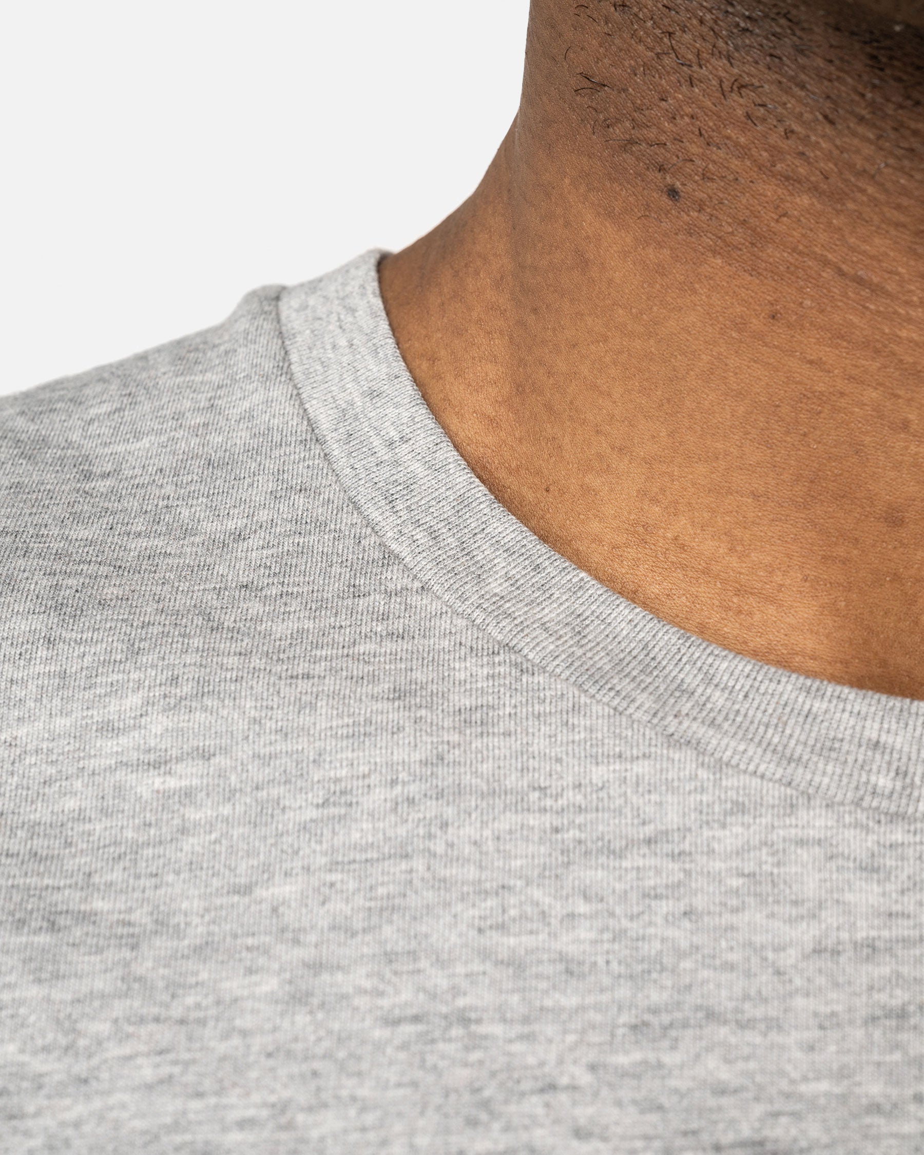 Klassisches Unisex Basic T-Shirt von VIVID
