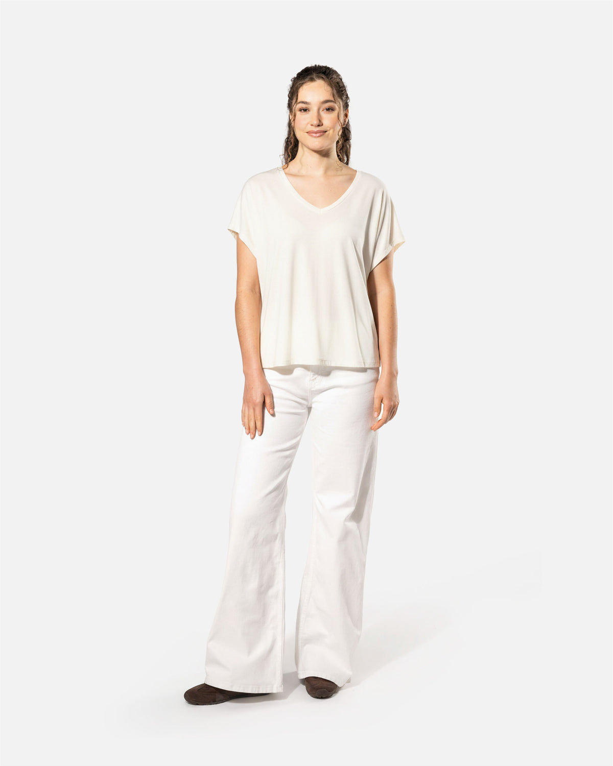 Lockeres Damen T-Shirt mit V-Ausschnitt von VIVID