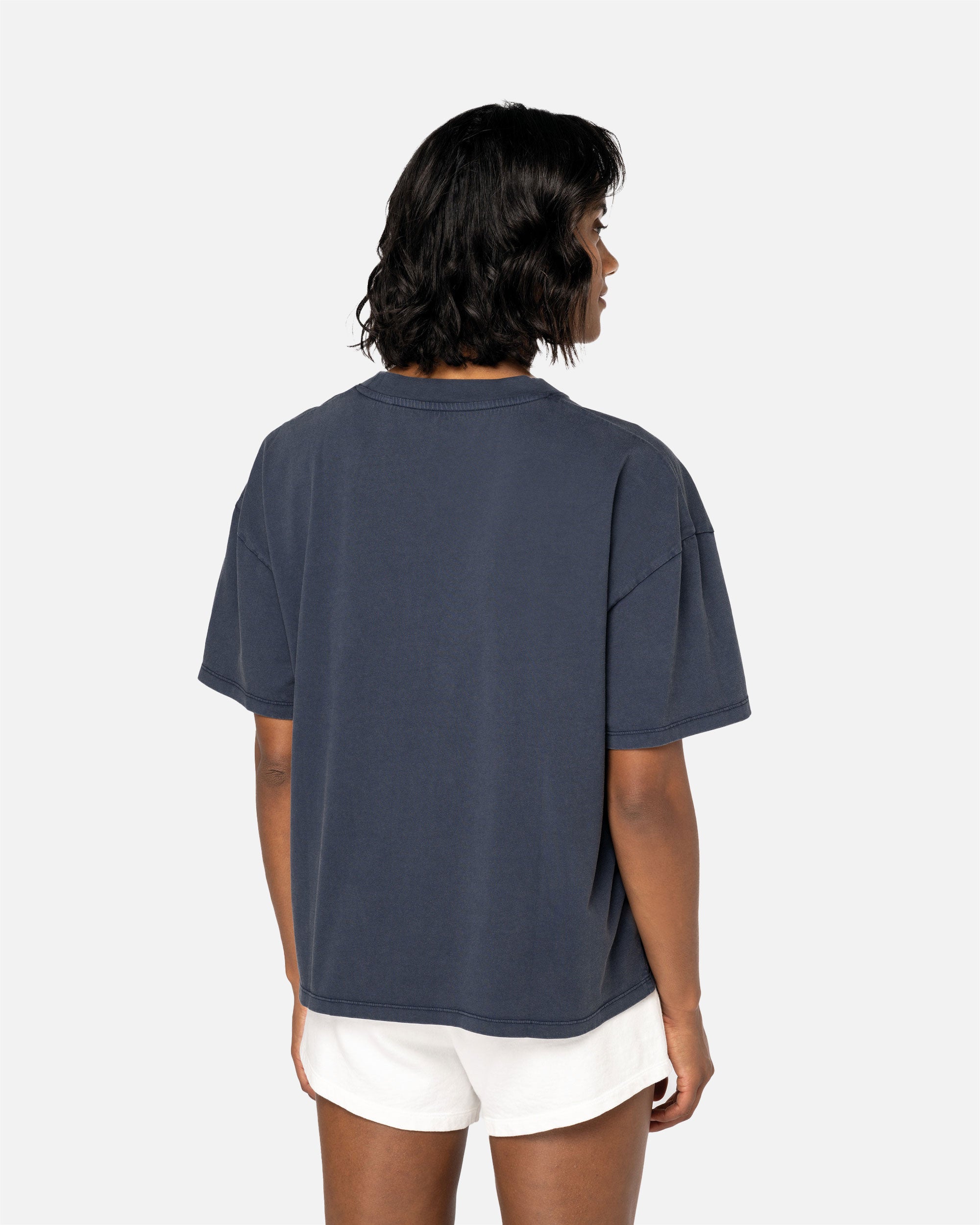 Ausgewaschenes Übergroßes Damen T-Shirt von VIVID