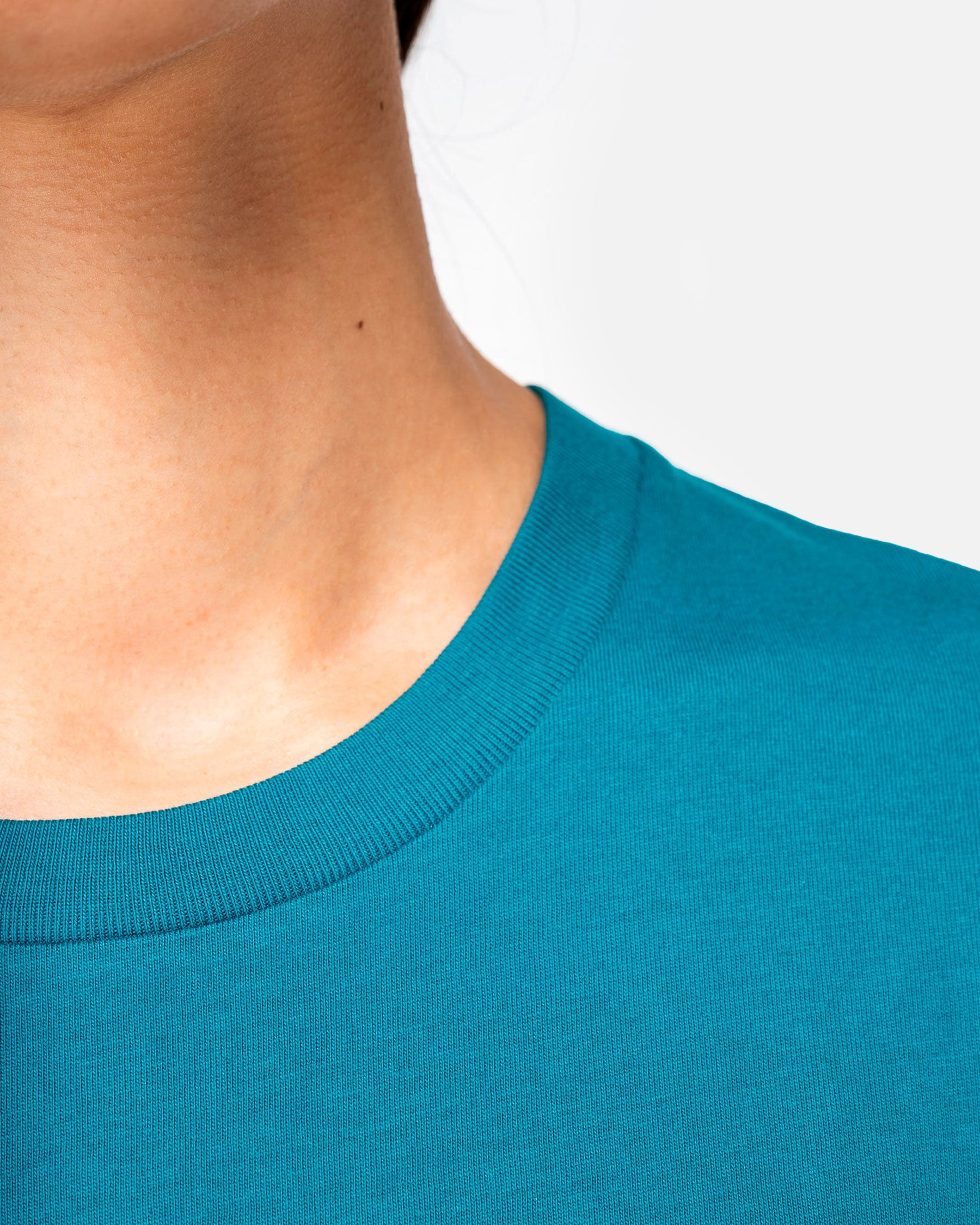Unisex T-Shirt mit hängenden Schultern von VIVID