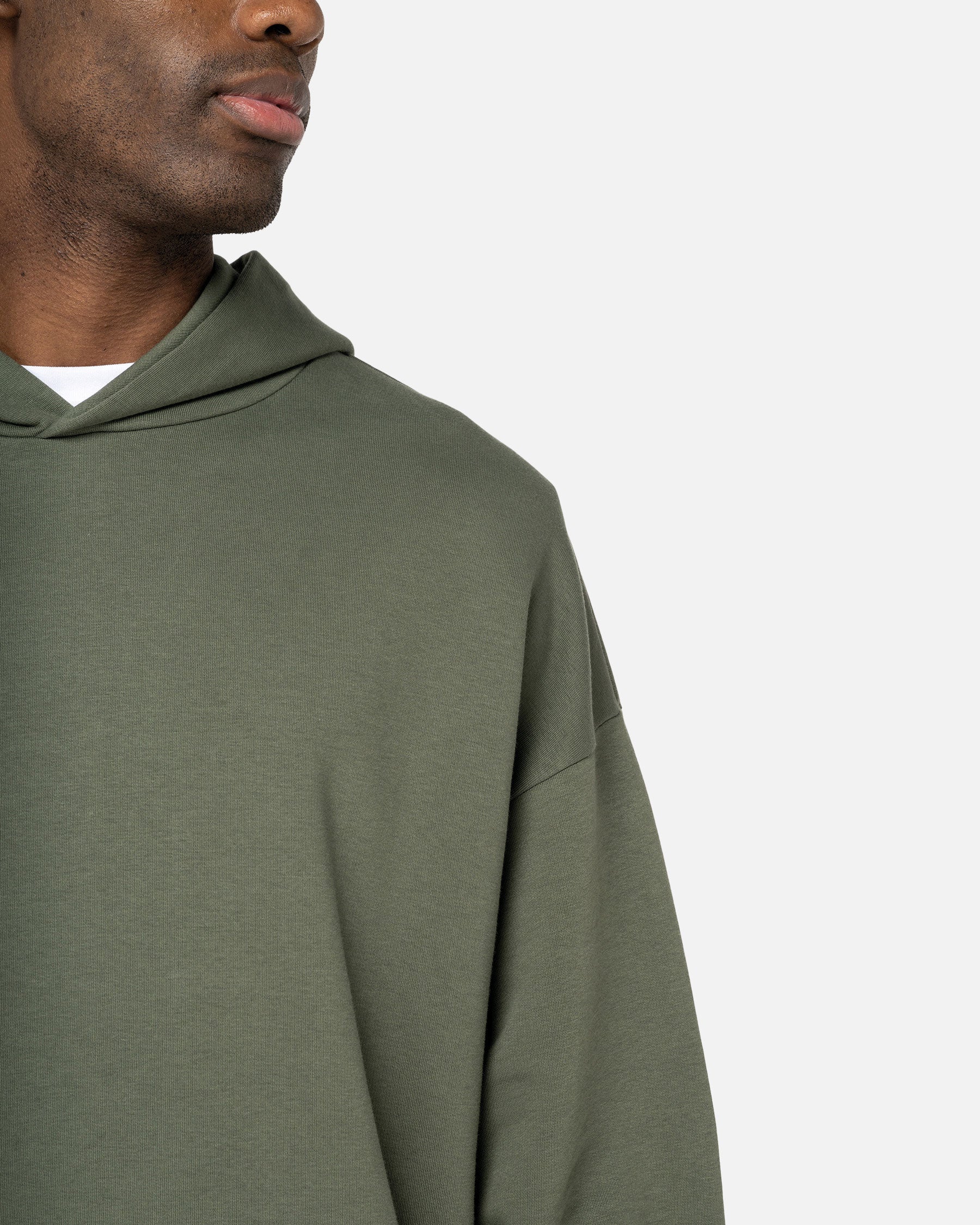 Übergroßes Unisex Kapuzensweatshirt von VIVID