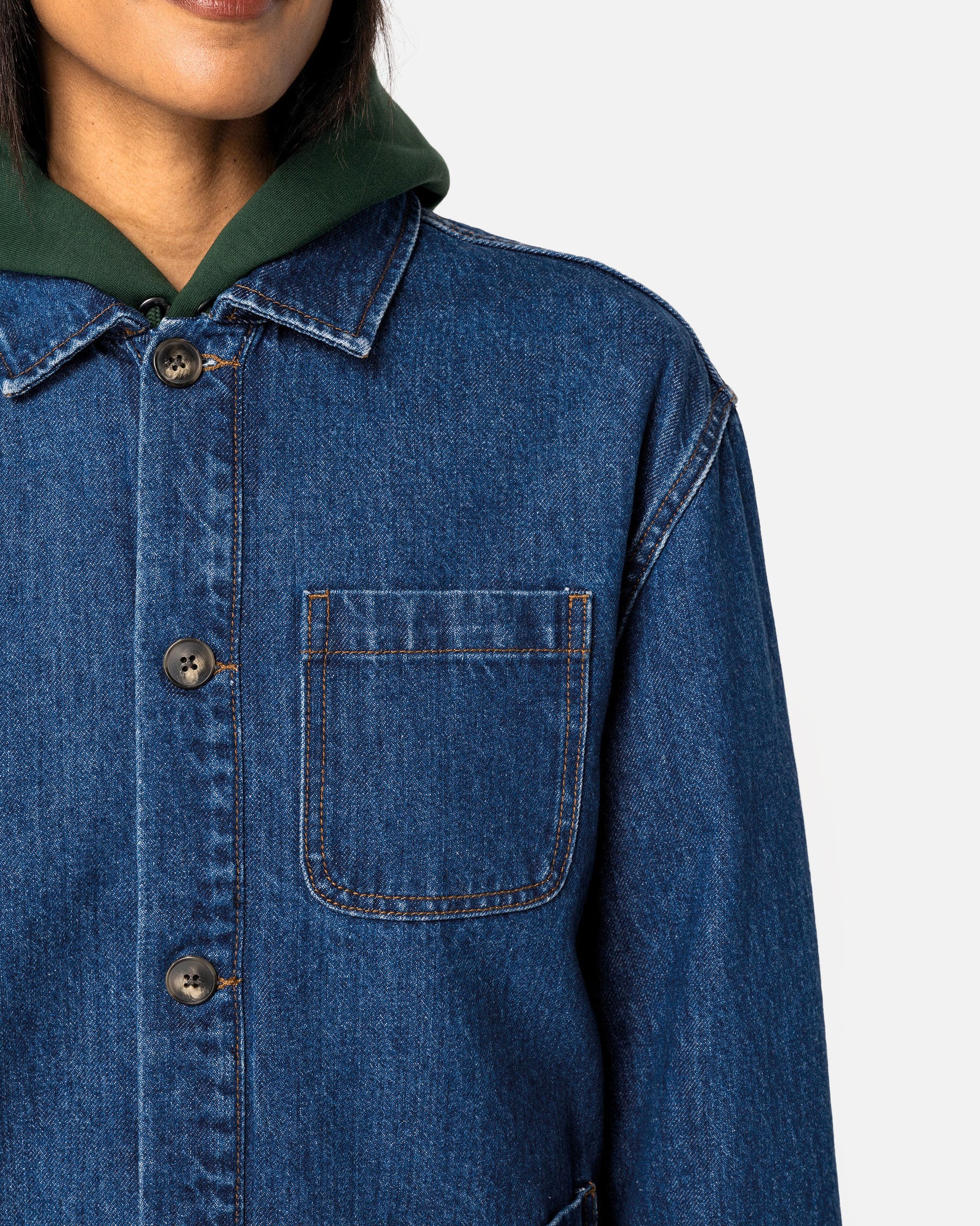 Unisex Jeansjacke mit überschnittenen Schultern von VIVID