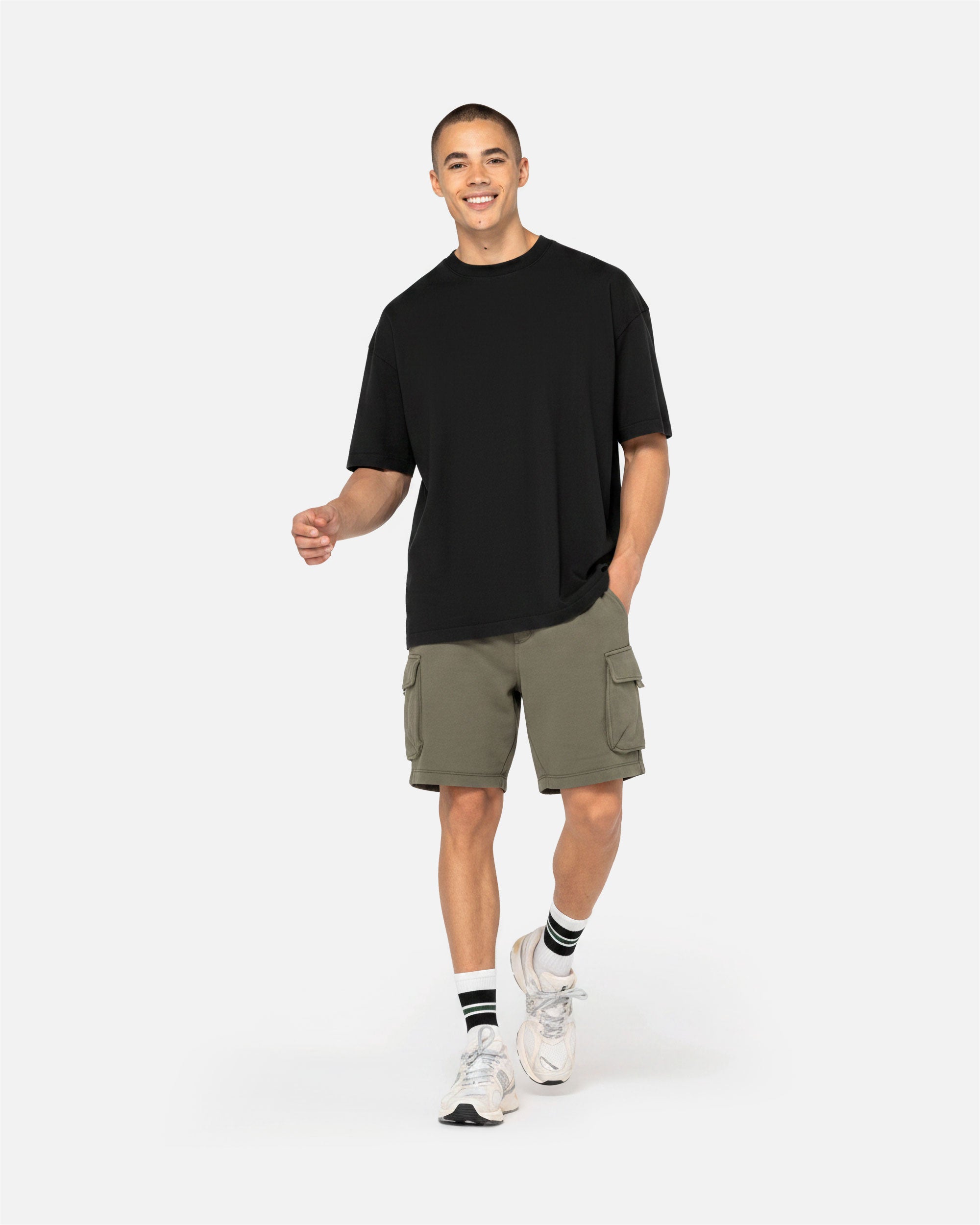 Herren French Terry Cargo Shorts von VIVID