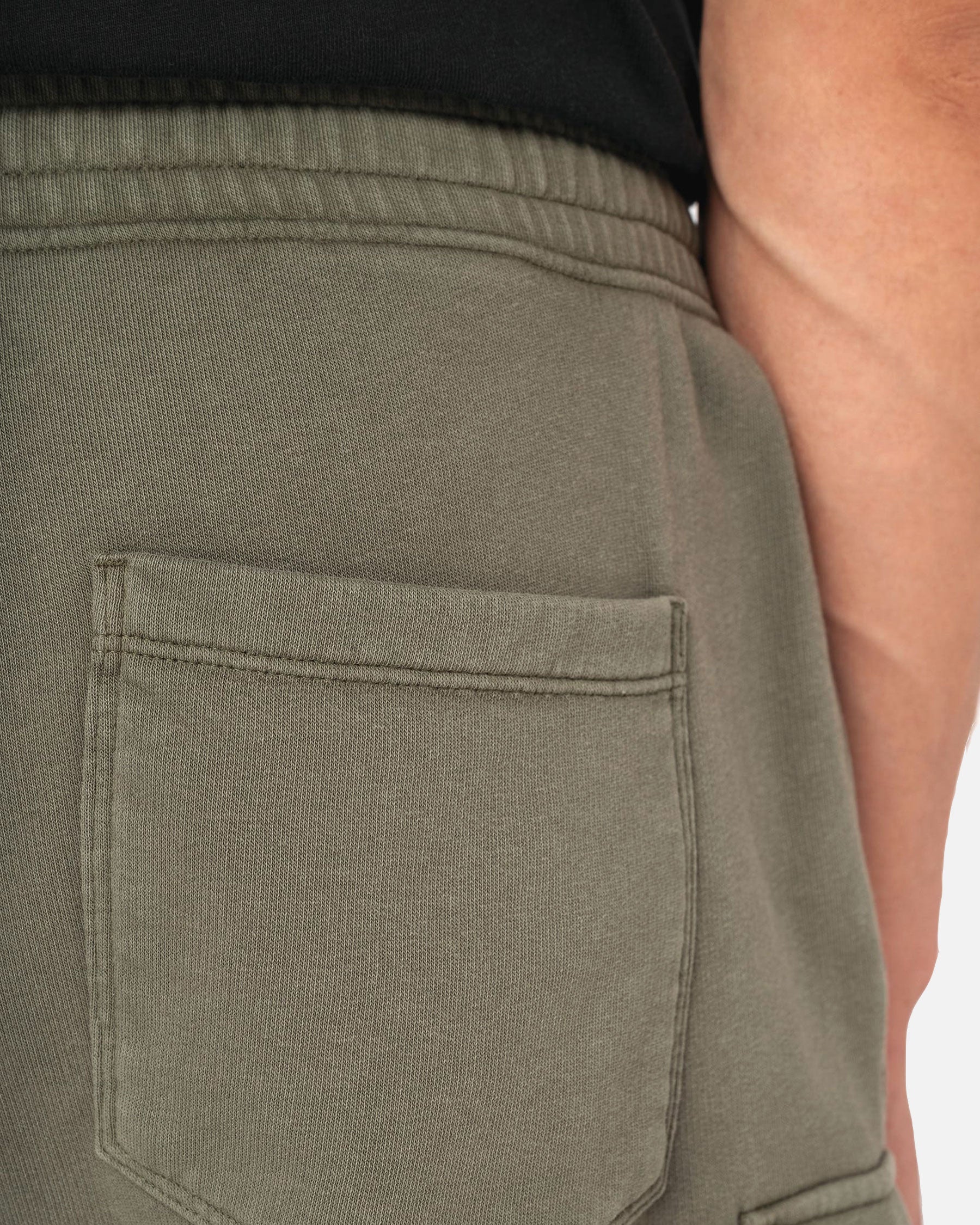 Herren French Terry Cargo Shorts von VIVID