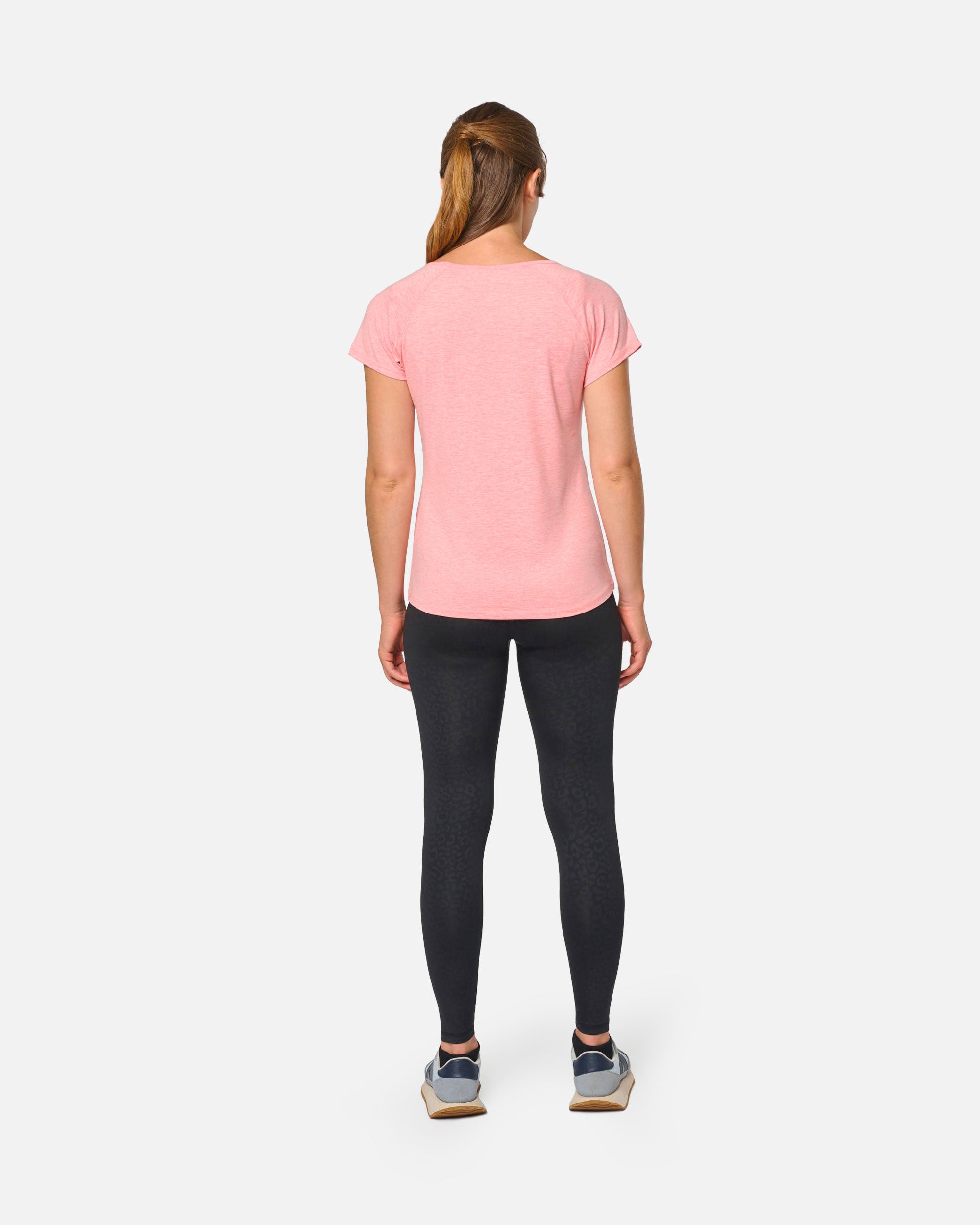 Damen Sport T-Shirt mit V-Neck Auschnitt von VIVID