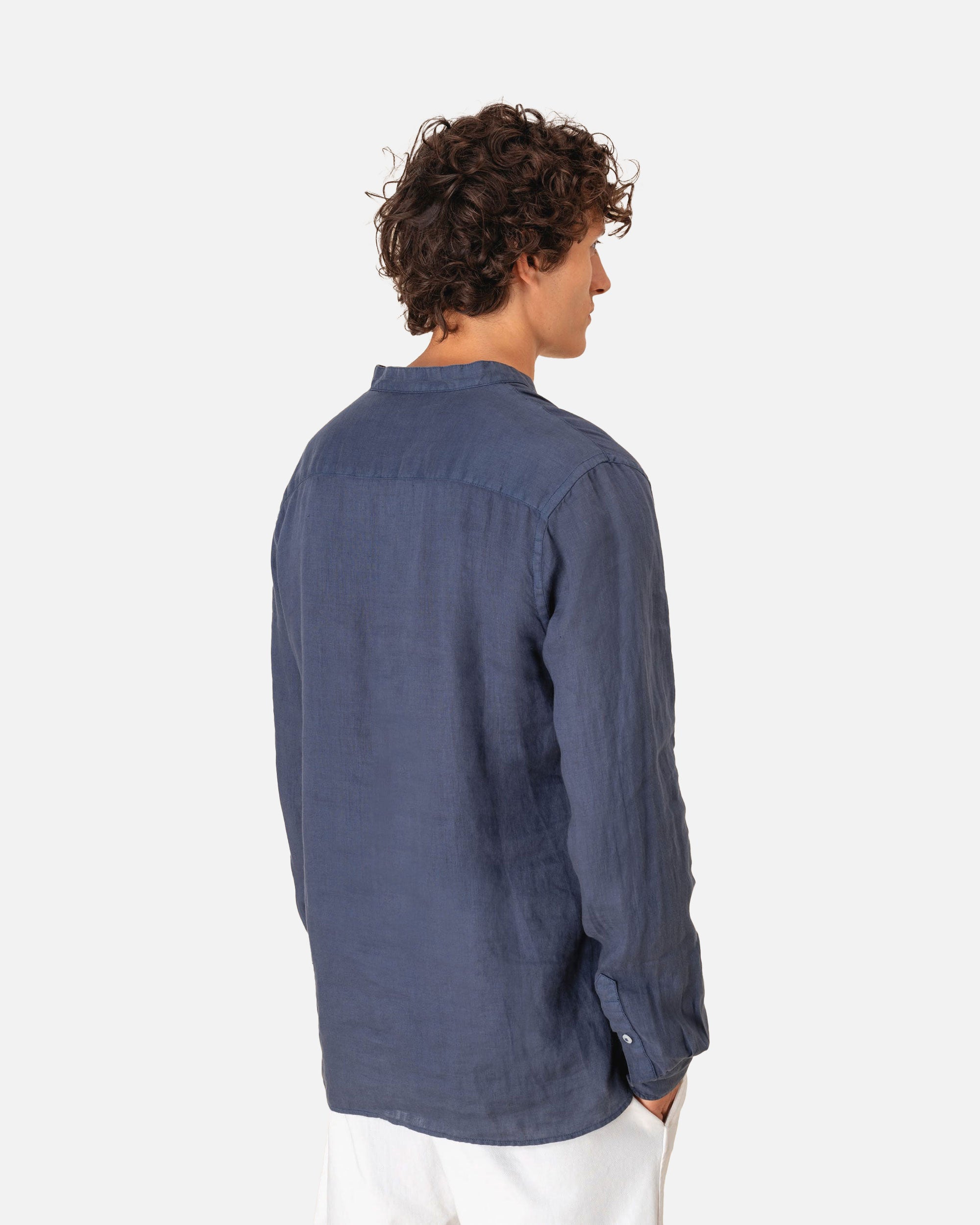 Ausgewaschenes Herren Leinenhemd von VIVID