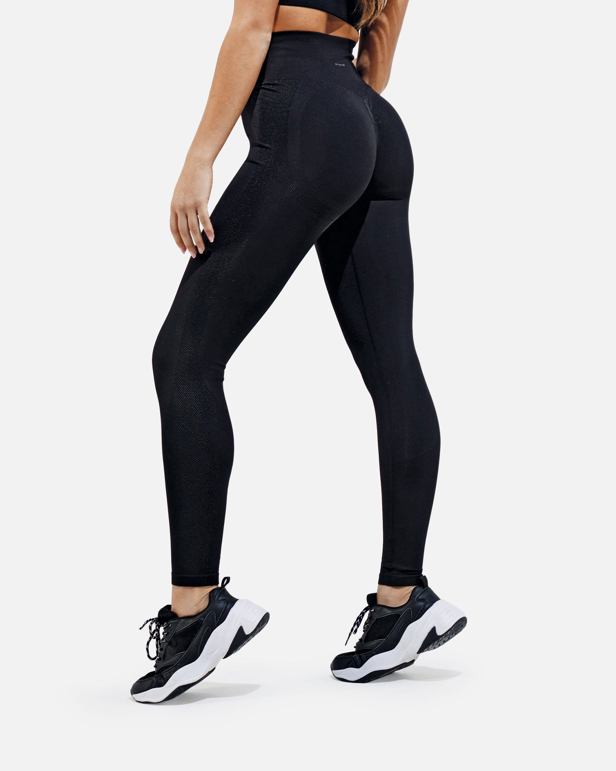 Damen Scrunch Leggings Black von VIVID