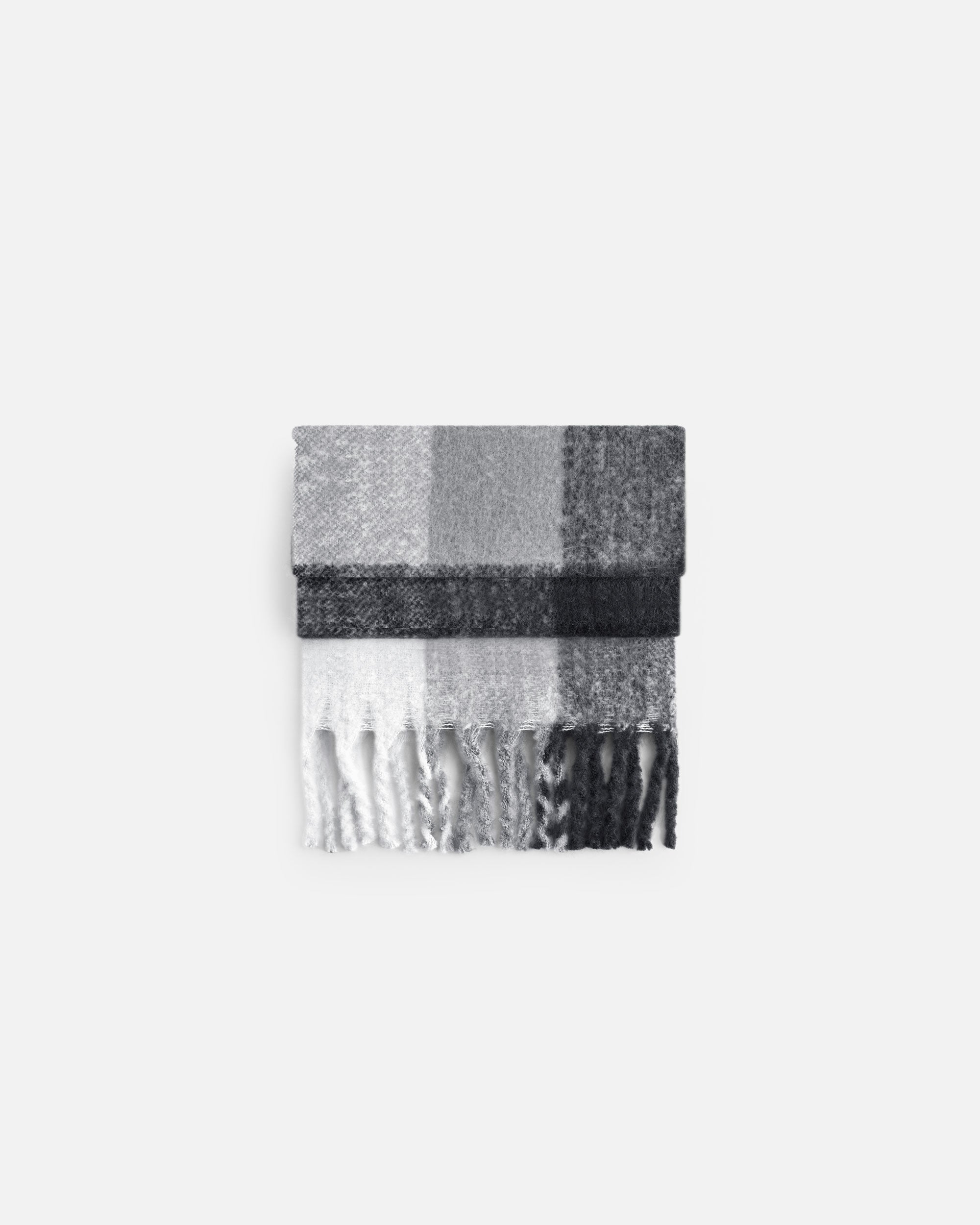 Flauschiger Schal mit Karomuster Grey Check von VIVID