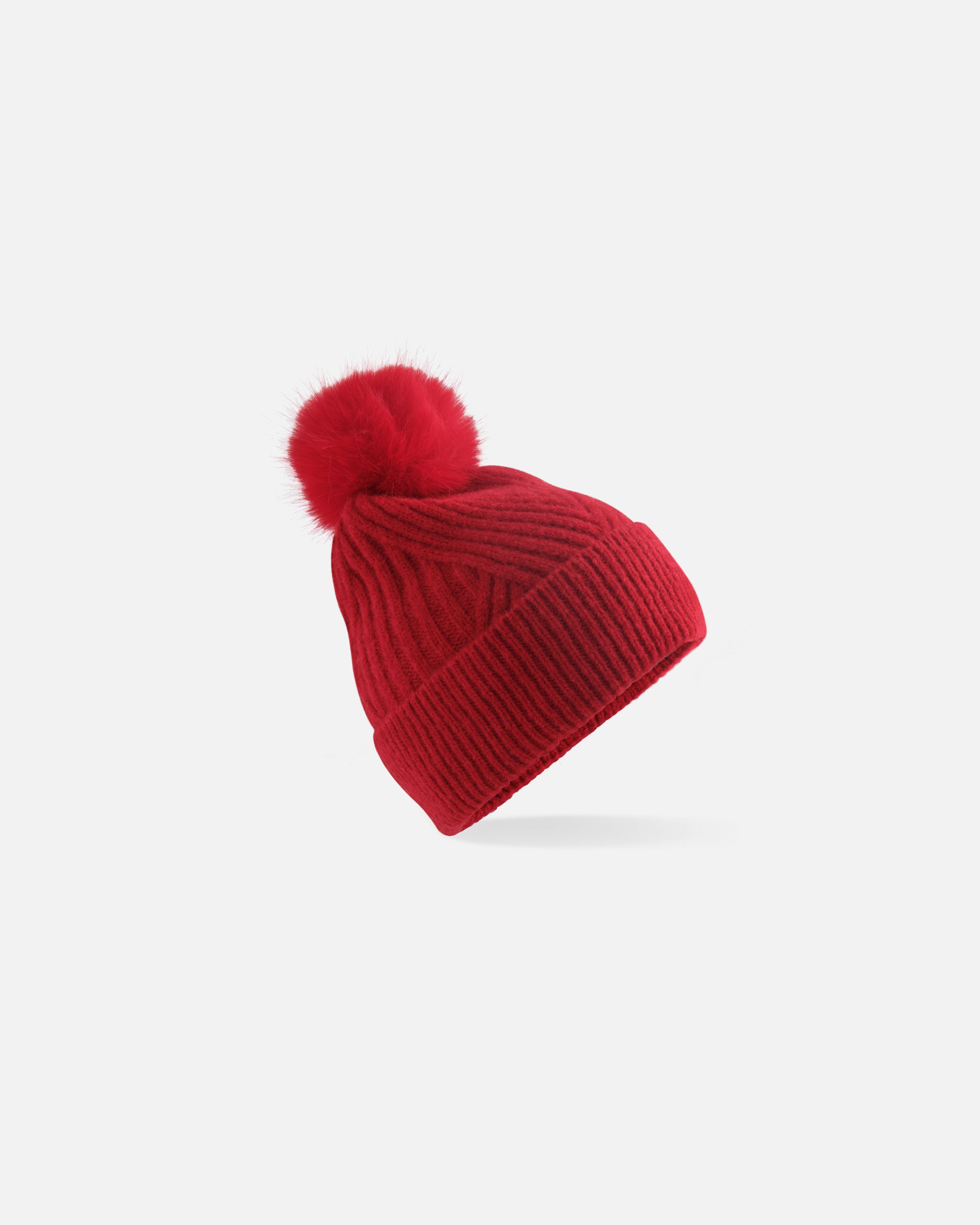 Stylische Mütze mit Bommel