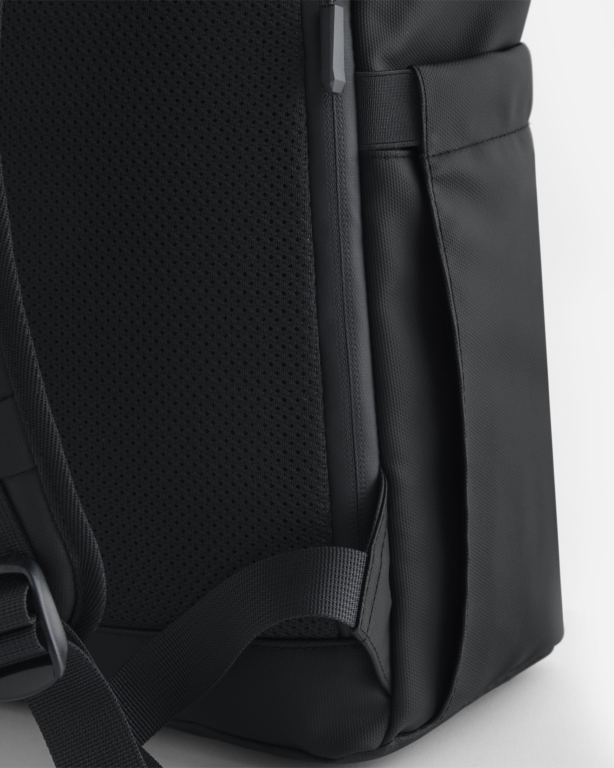 Moderner Rolltop Rucksack von VIVID