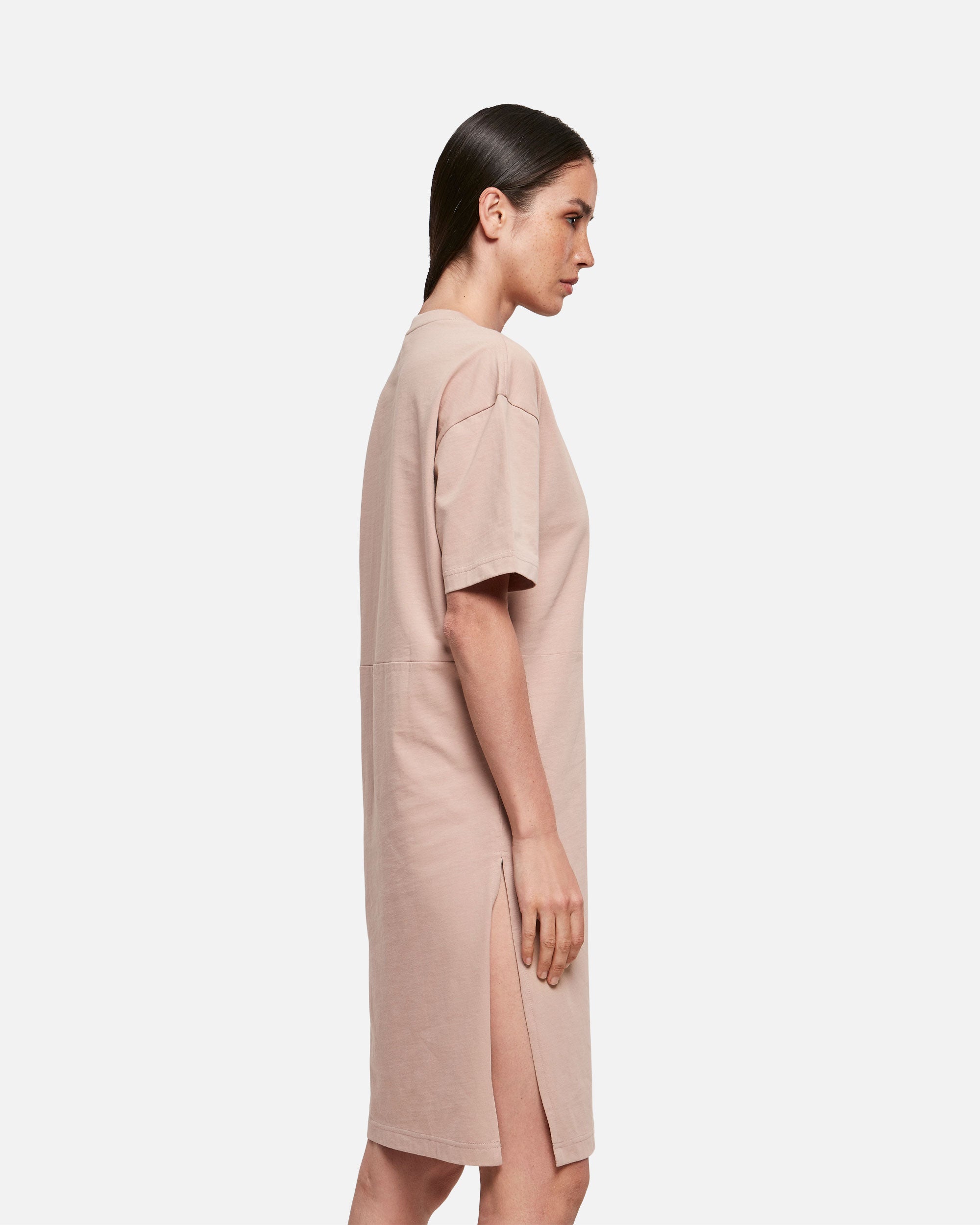Übergroßes T-Shirt Kleid mit Seitenschlitz von VIVID