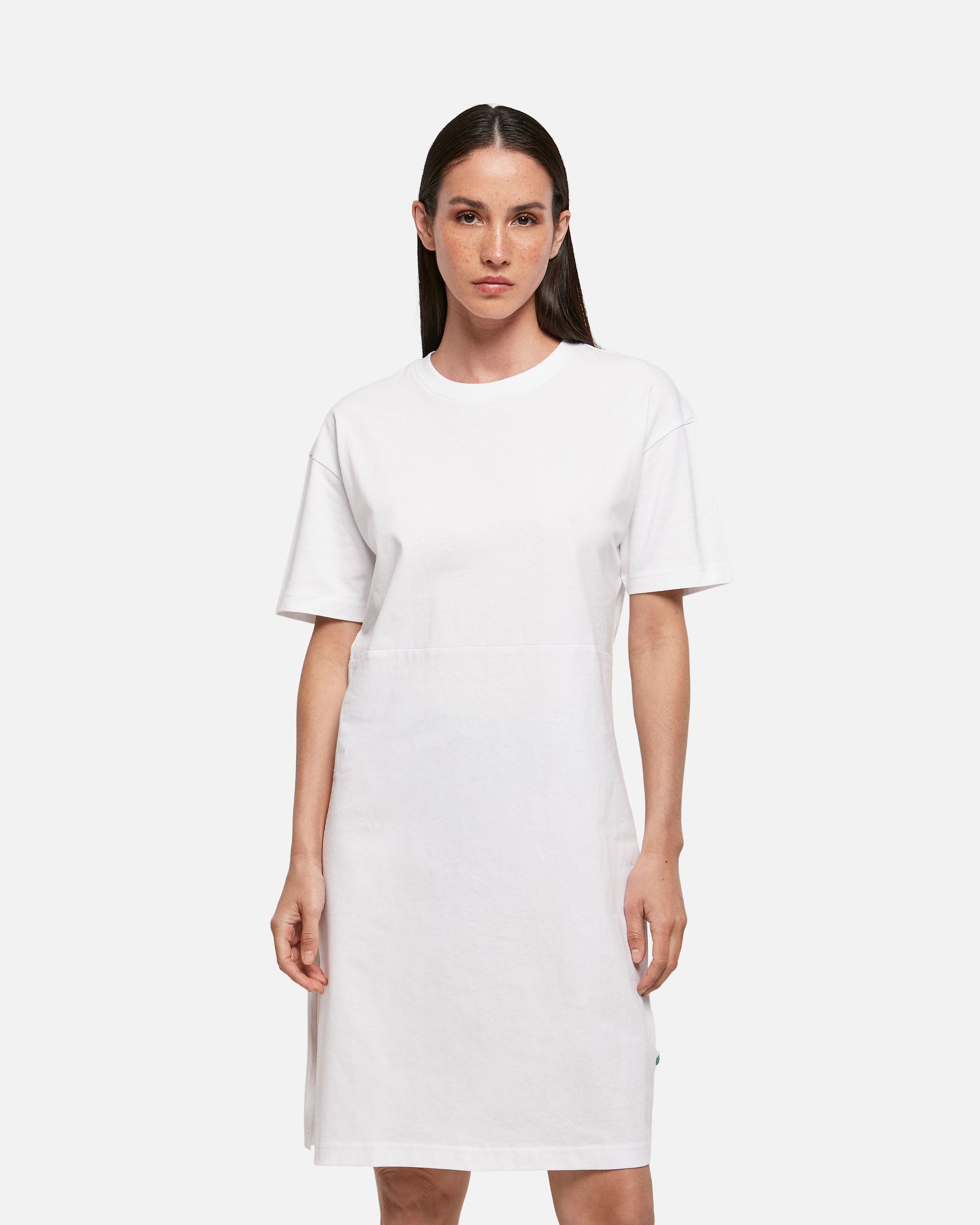 Übergroßes T-Shirt Kleid mit Seitenschlitz White von VIVID