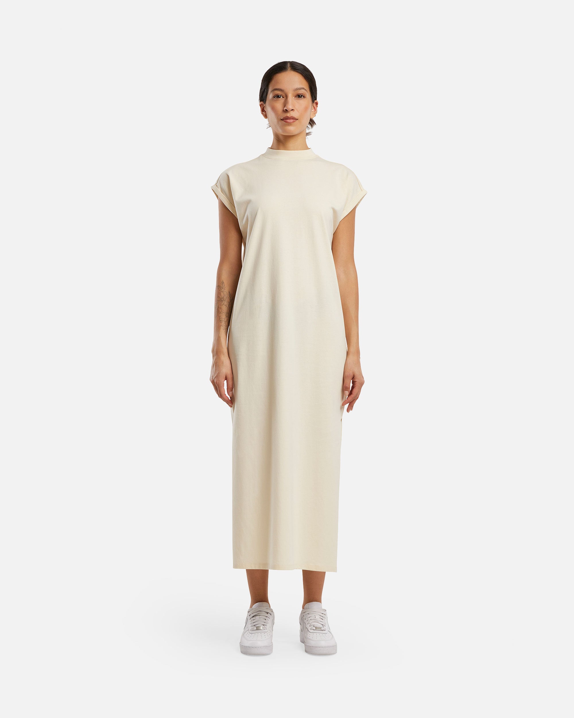 Damen Kleid mit verlängerten Schultern