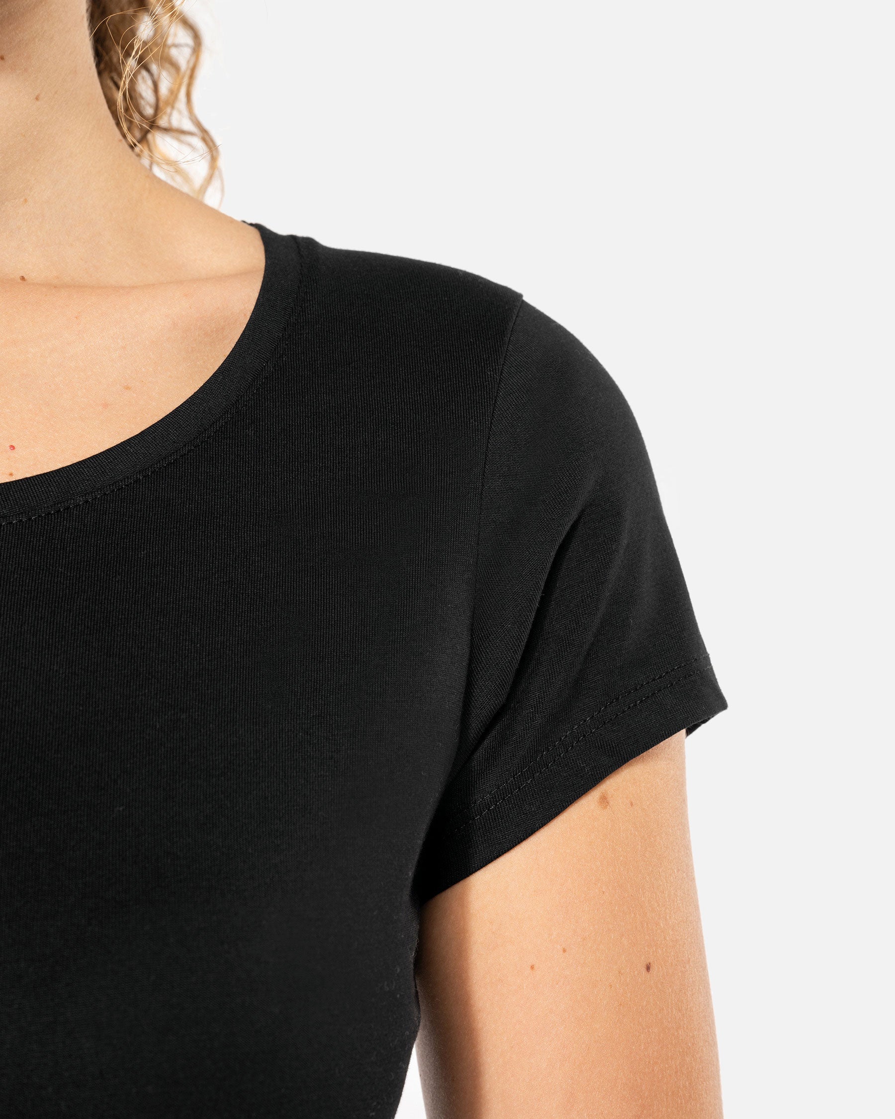 Damen T-Shirt mit U-Boot-Ausschnitt