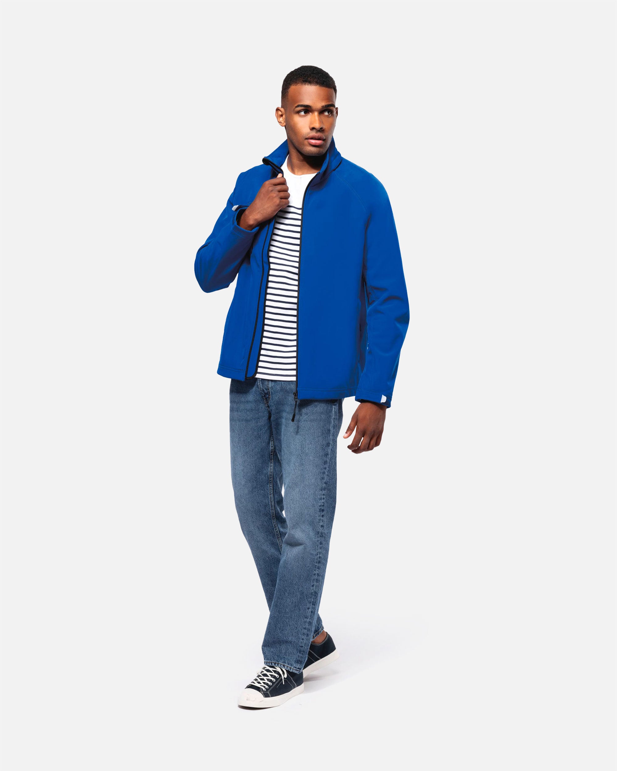 Herren Softshell Jacke mit abnehmbarer Kapuze von VIVID