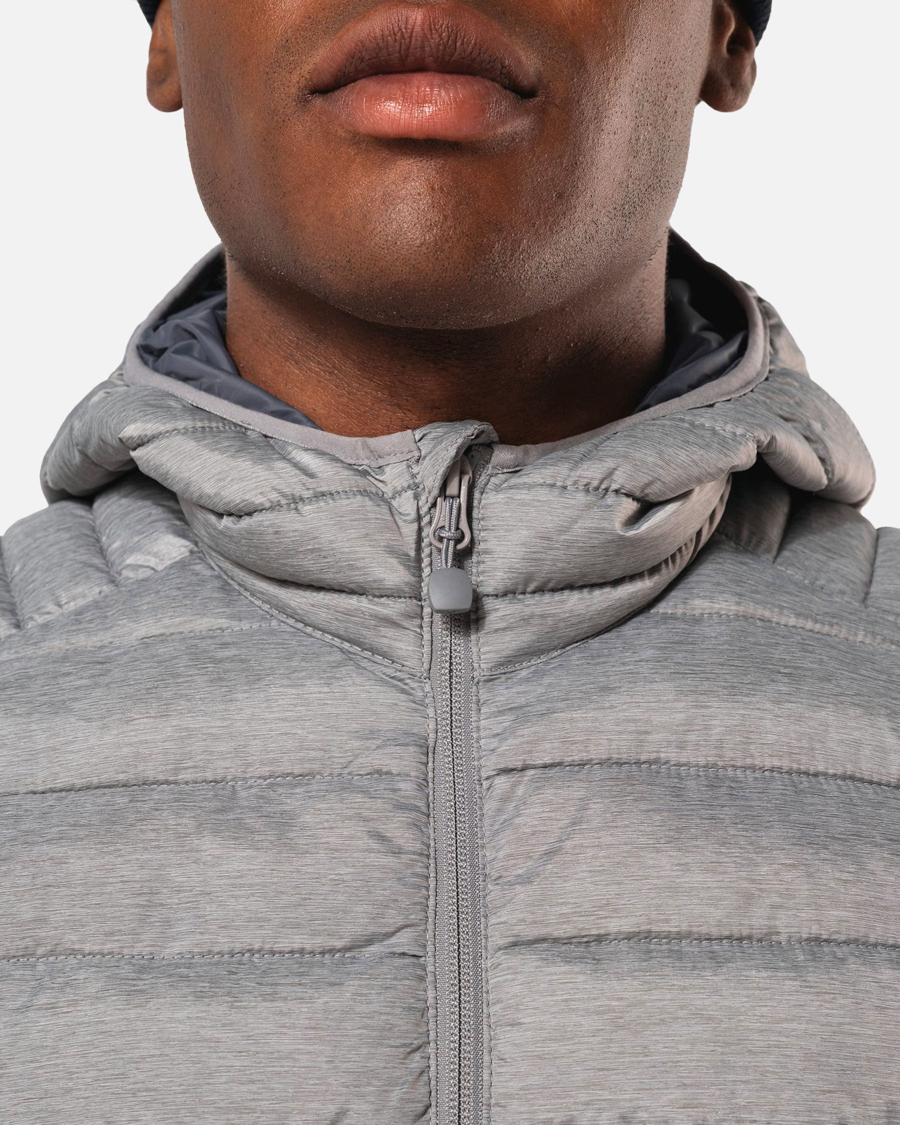 Leichte Herren Steppjacke mit Kapuze von VIVID