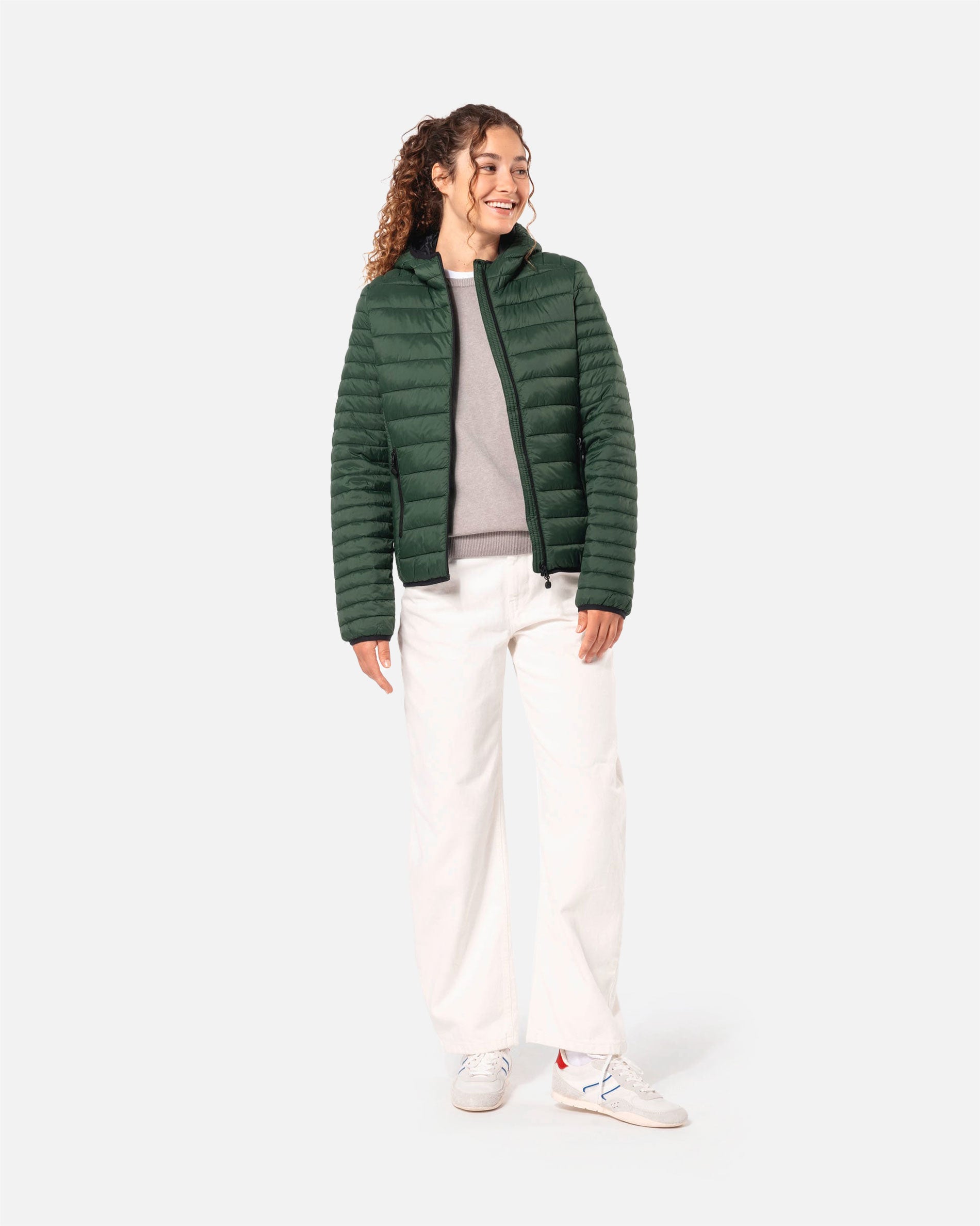Leichte Damen Steppjacke mit Kapuze von VIVID