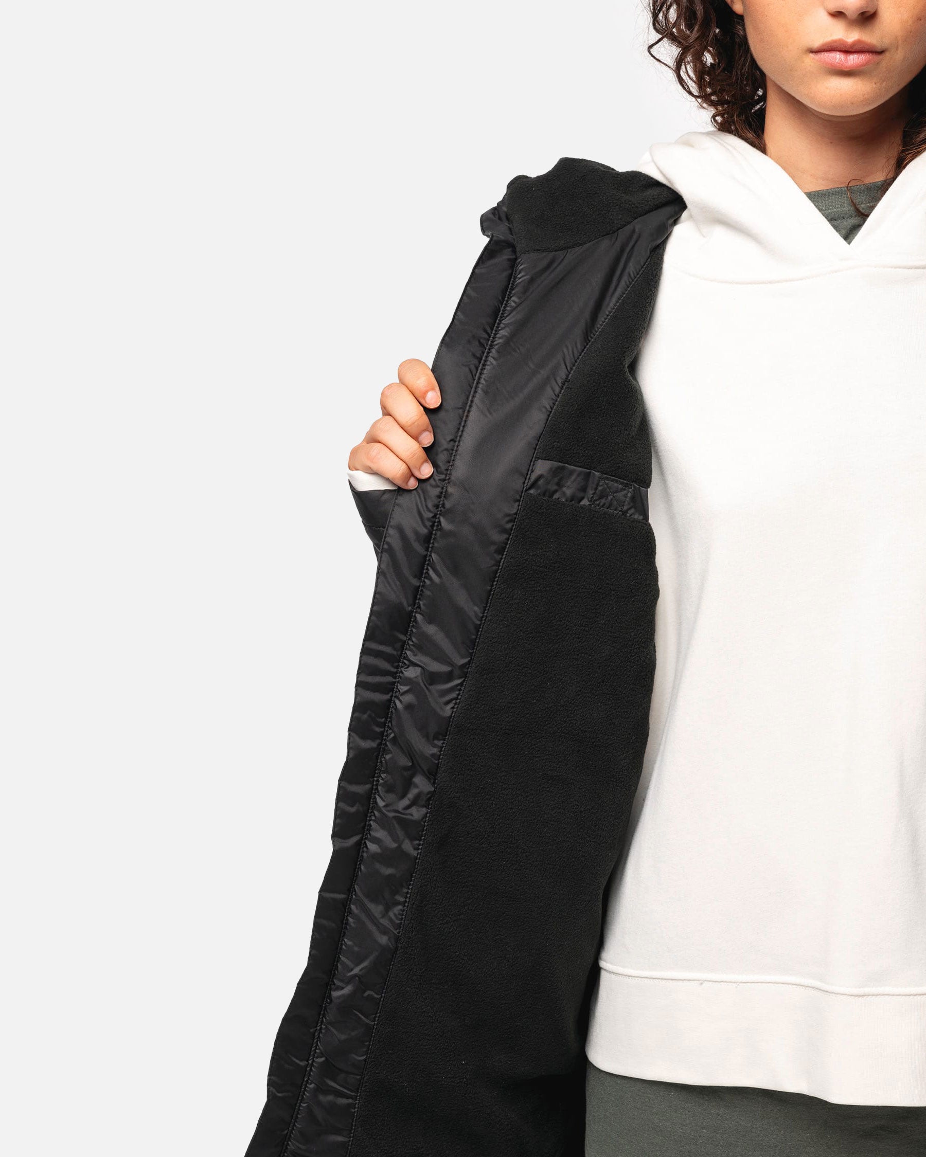 Gefütterte Unisex Jacke mit Kapuze von VIVID
