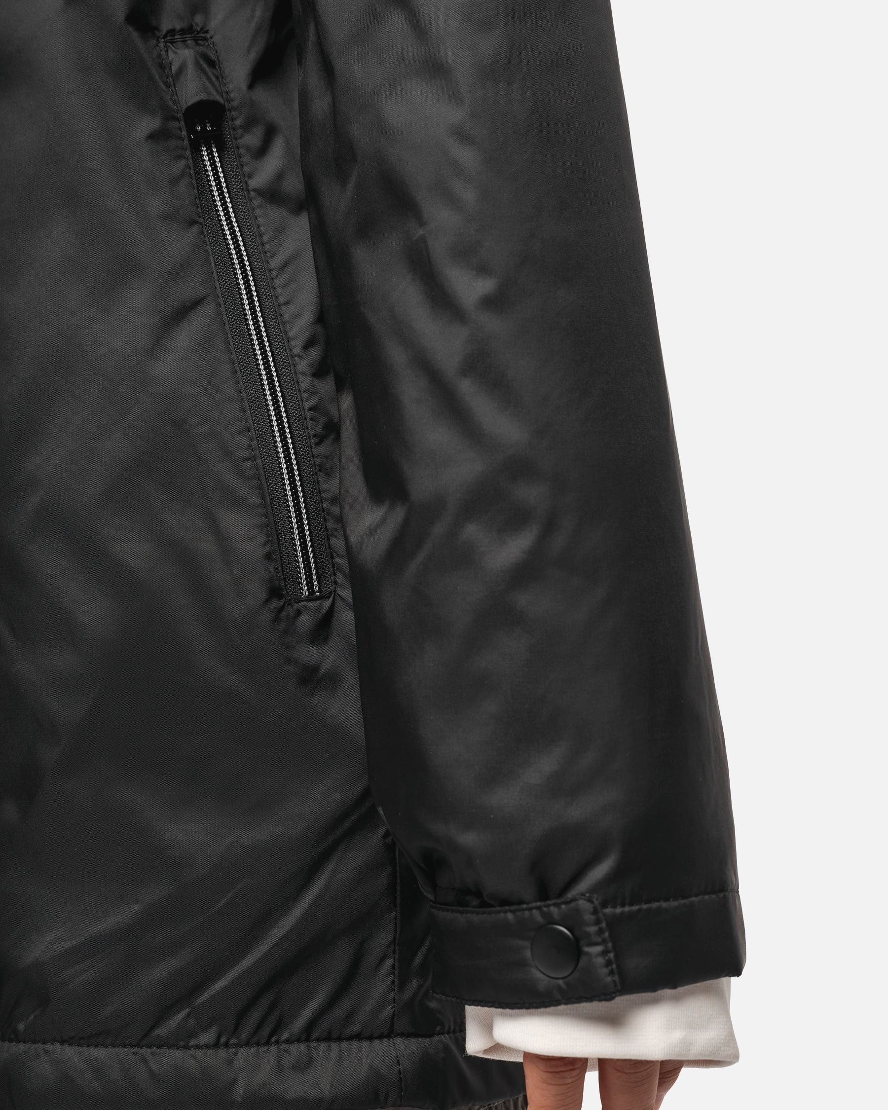 Gefütterte Unisex Jacke mit Kapuze von VIVID
