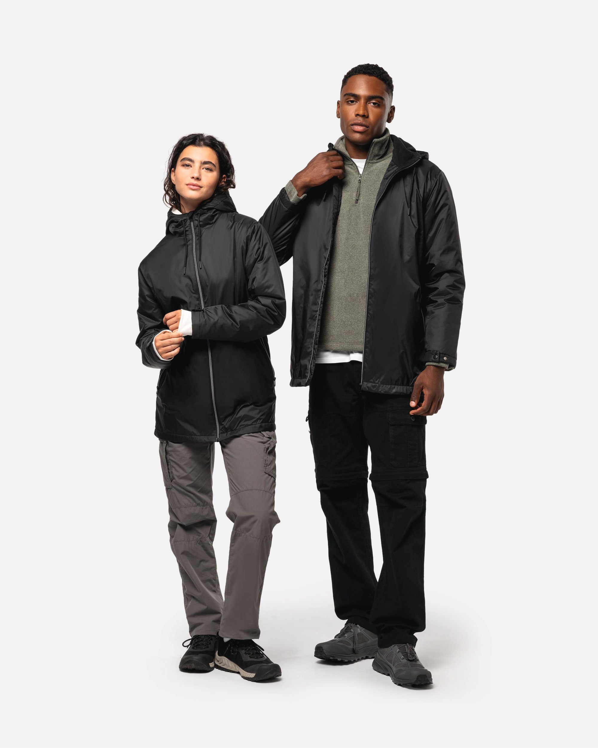 Gefütterte Unisex Jacke mit Kapuze von VIVID