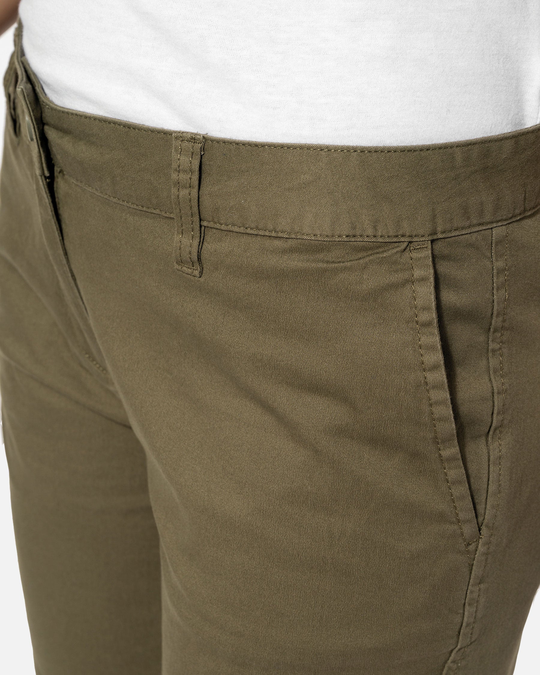 Damen Chino Bermuda Shorts von VIVID