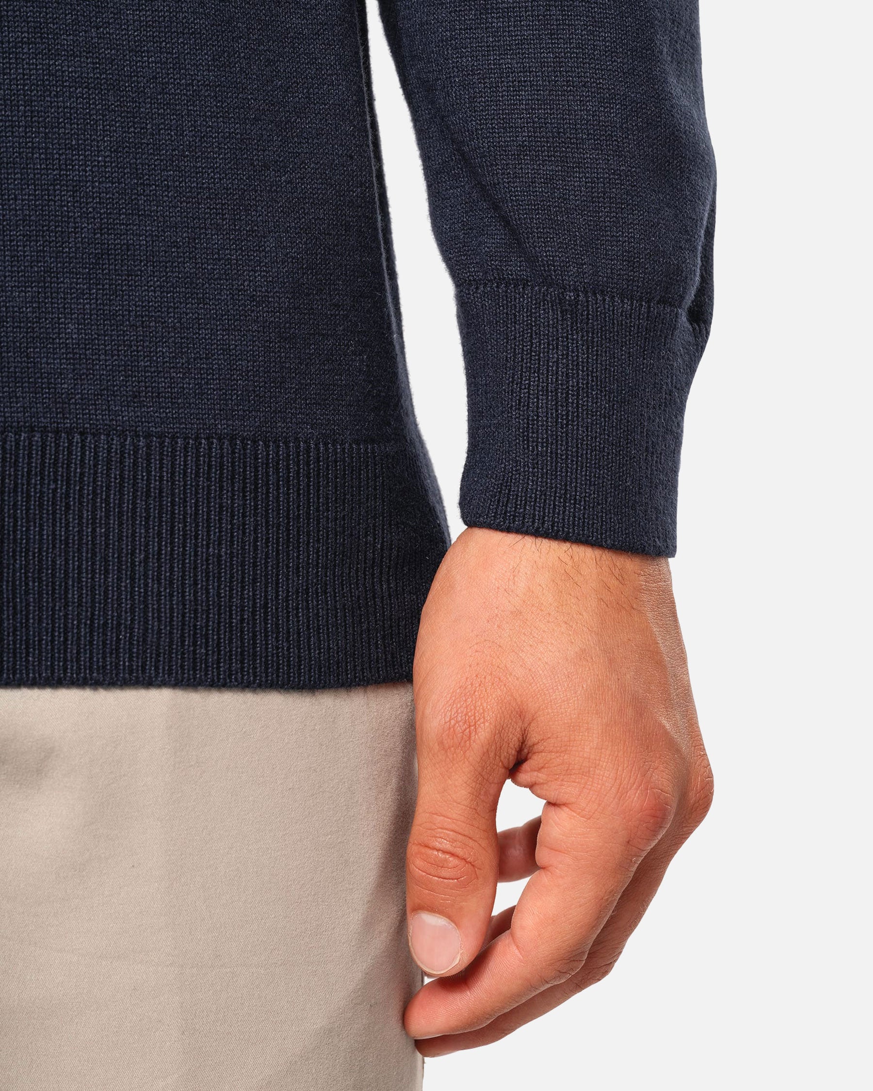 Herren Pullover mit V-Ausschnitt 2.0 von VIVID