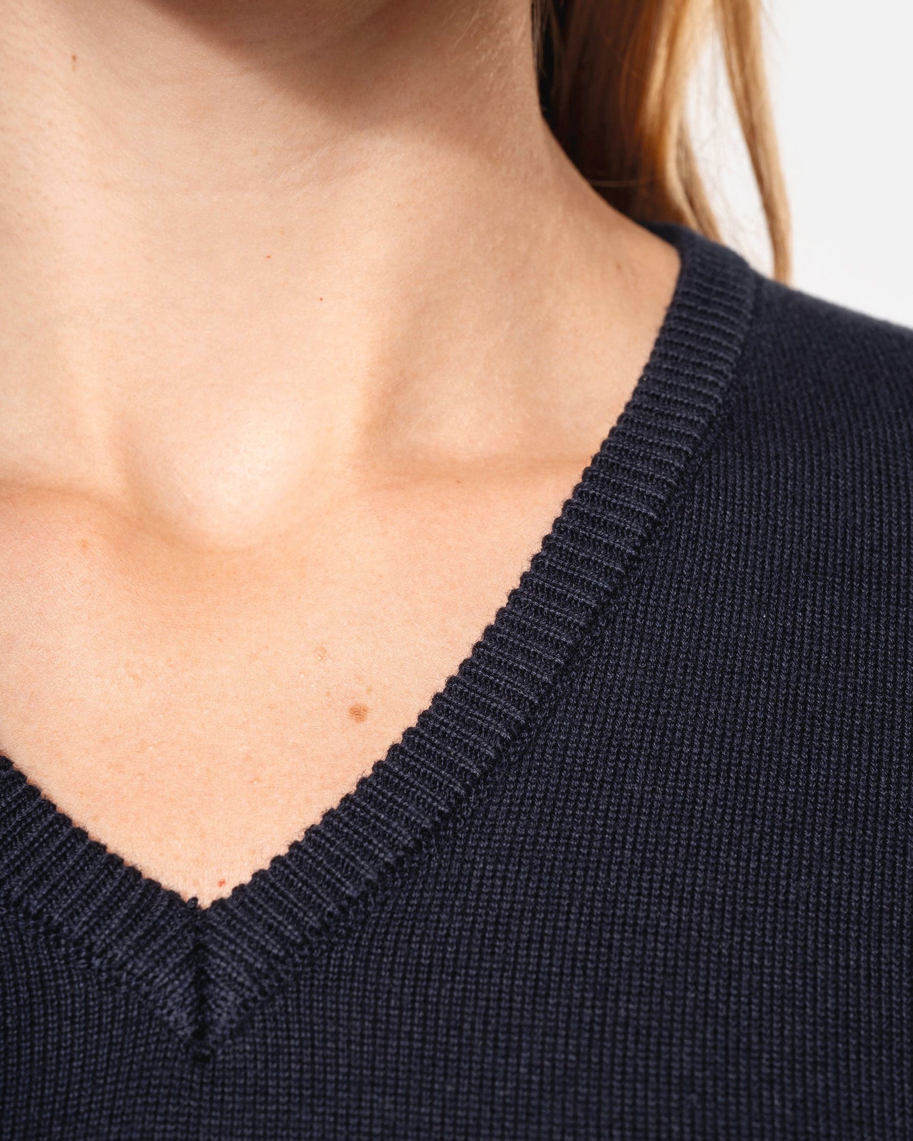 Damen Pullover mit V-Ausschnitt von VIVID