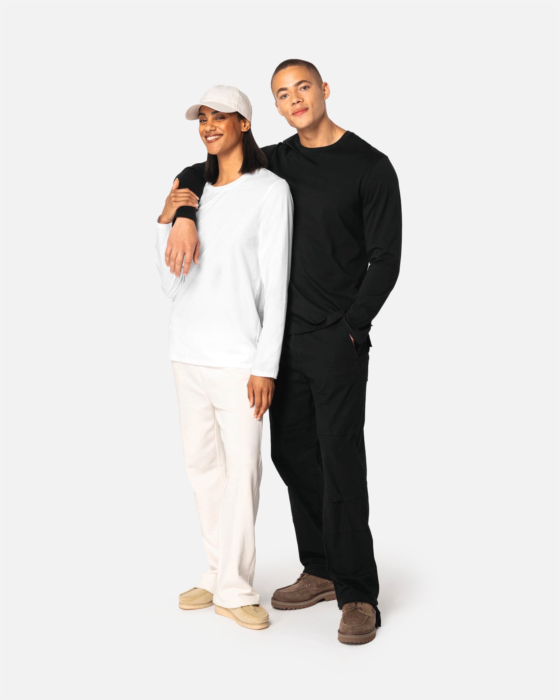 Leichtes Unisex Langarmshirt von VIVID