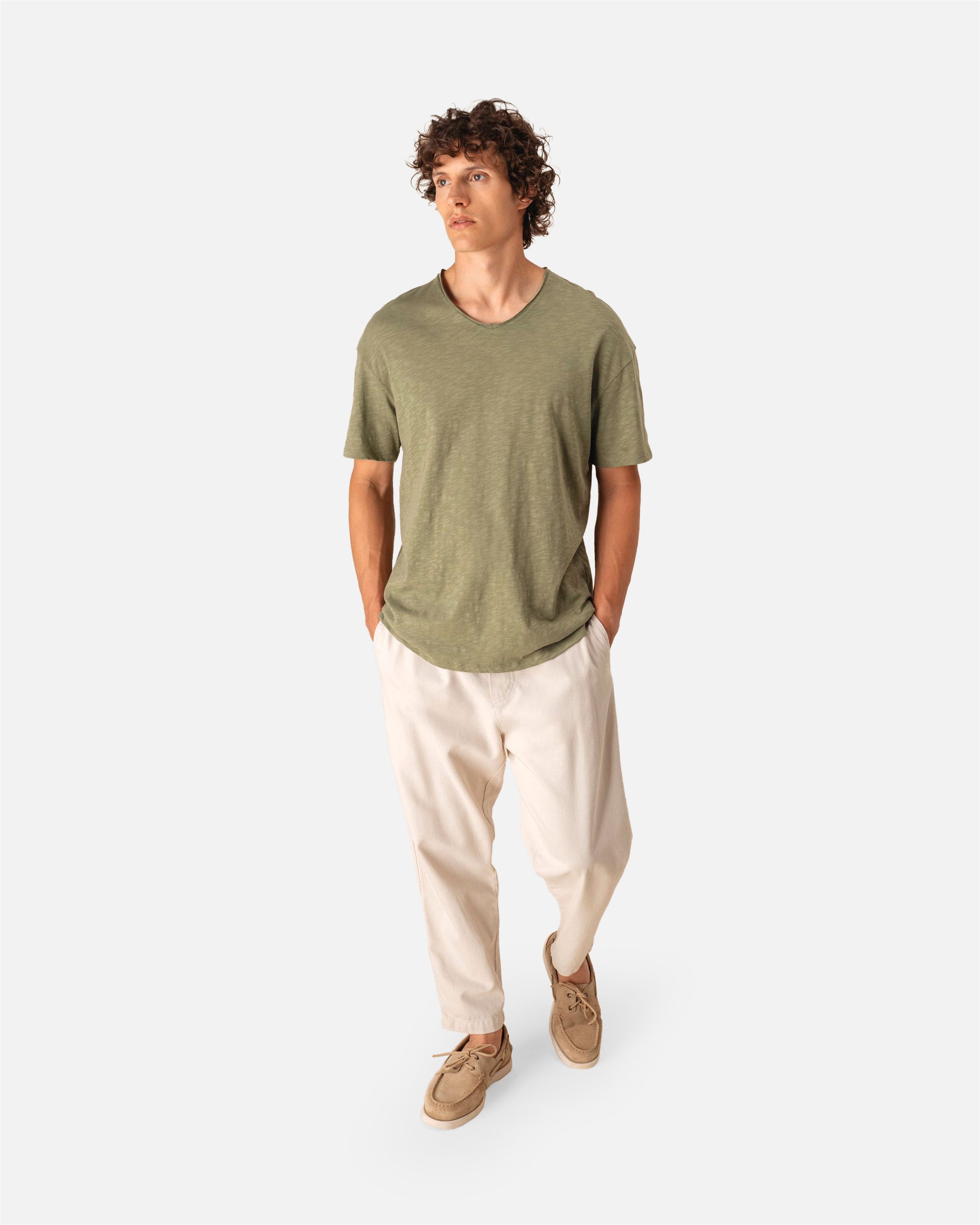 Herren Slub T-Shirt mit V-Ausschnitt von VIVID
