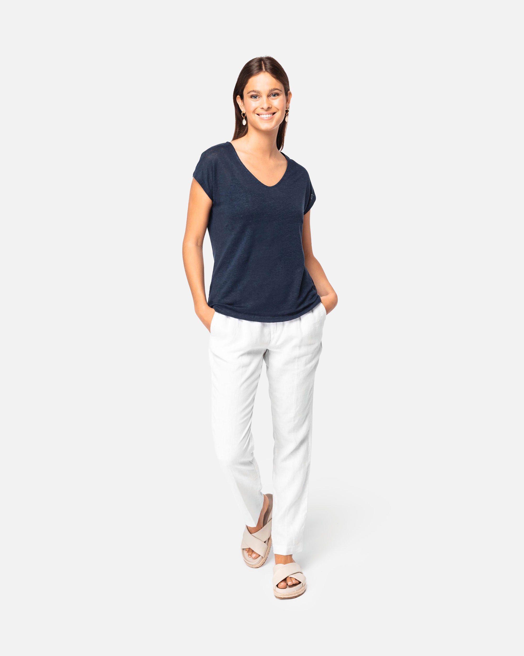 Damen Leinen T-Shirt mit V-Ausschnitt von VIVID