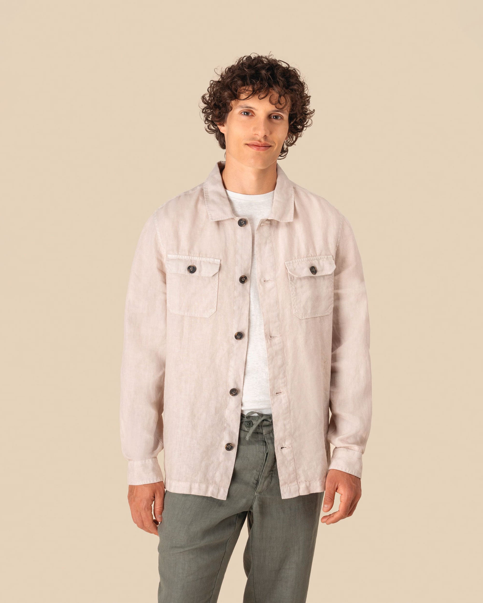 Ausgewaschene Herren Leinen Hemdjacke White Sand von VIVID