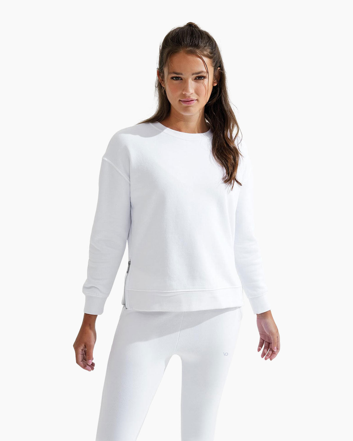 Damen Chill Zip Sweatshirt White von V I V I D